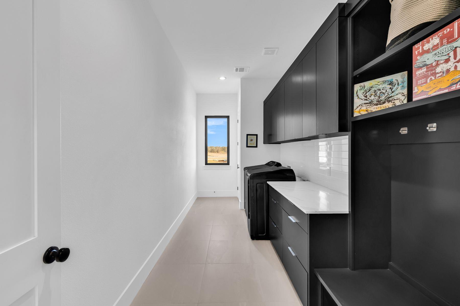 420 Waters Edge CV