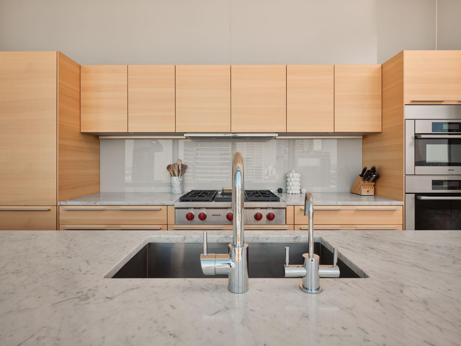 210 Lavaca ST # 3504