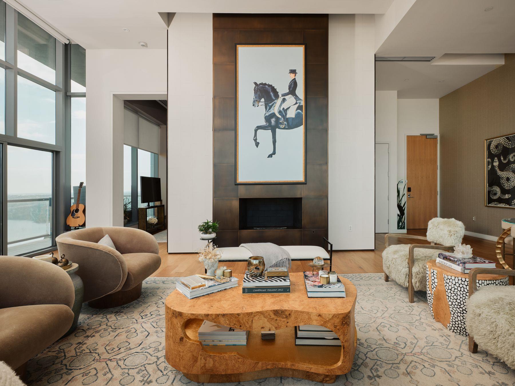 210 Lavaca ST # 3504