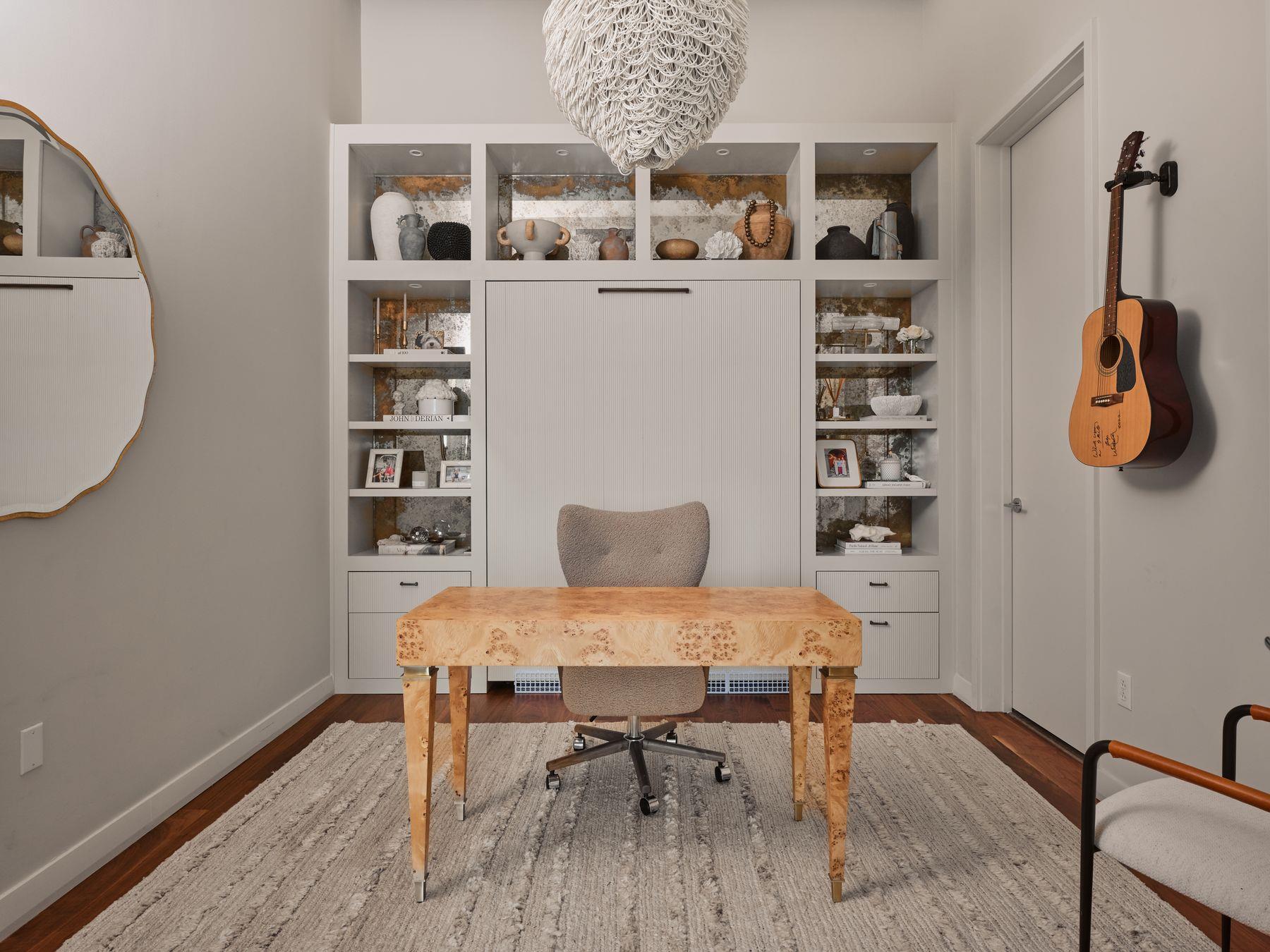 210 Lavaca ST # 3504