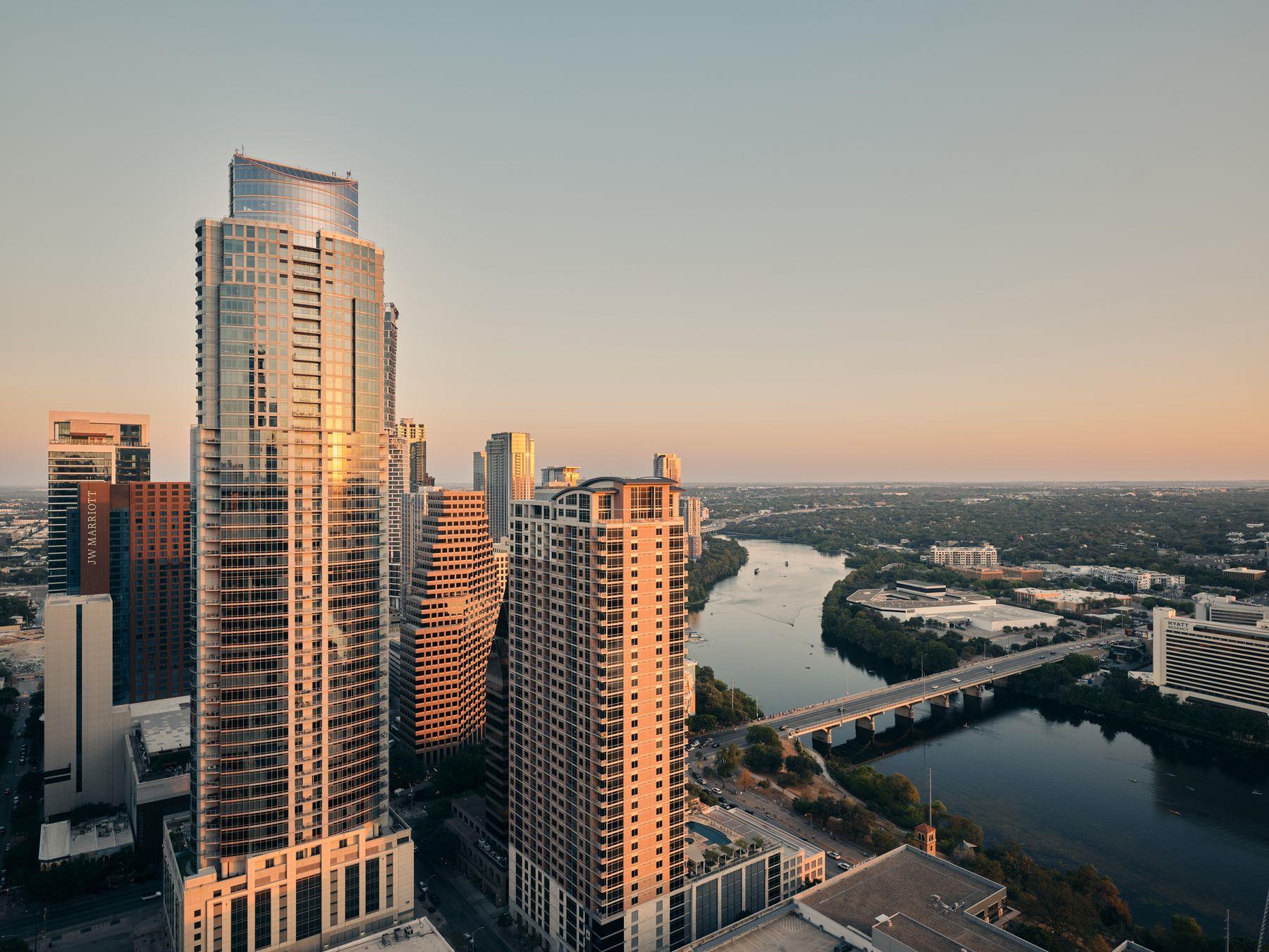 210 Lavaca ST # 3504