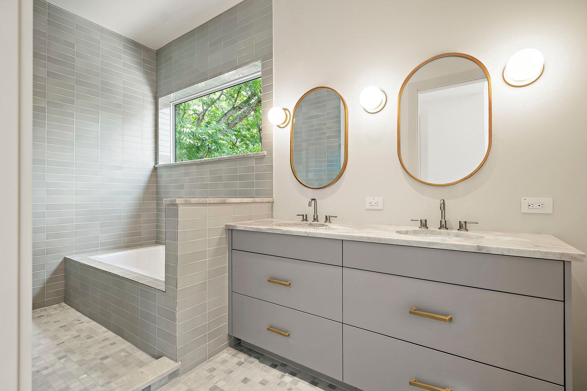 2109 Maple Ave, Austin