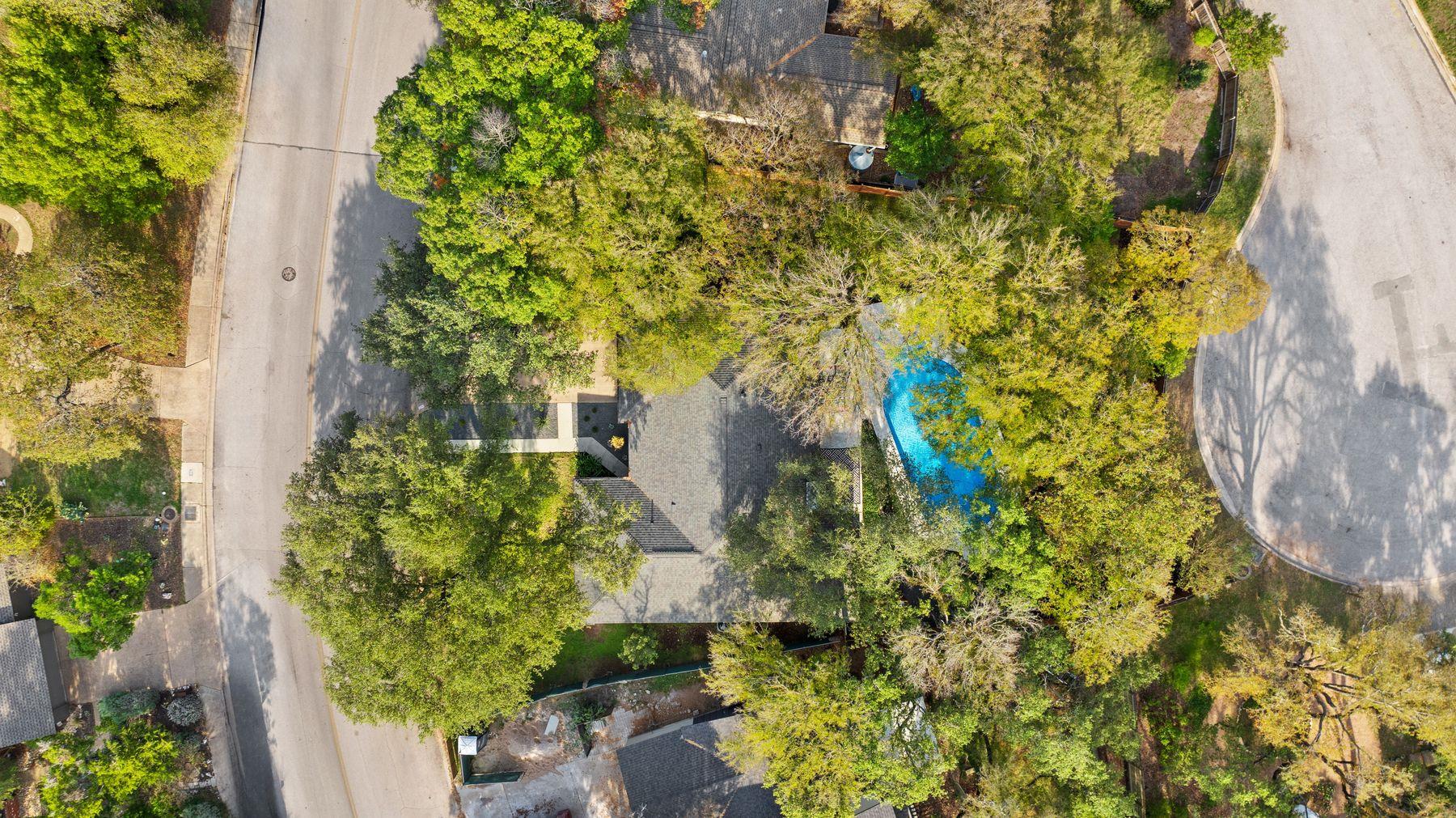 2615 Barton Hills DR