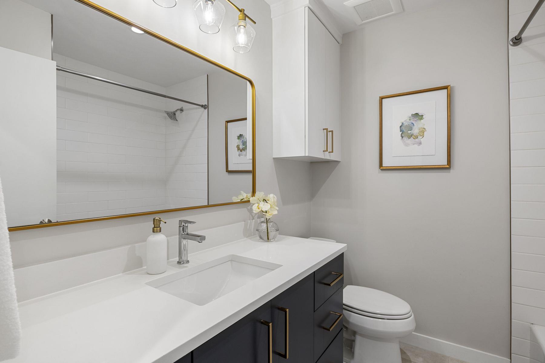 2615 Barton Hills DR