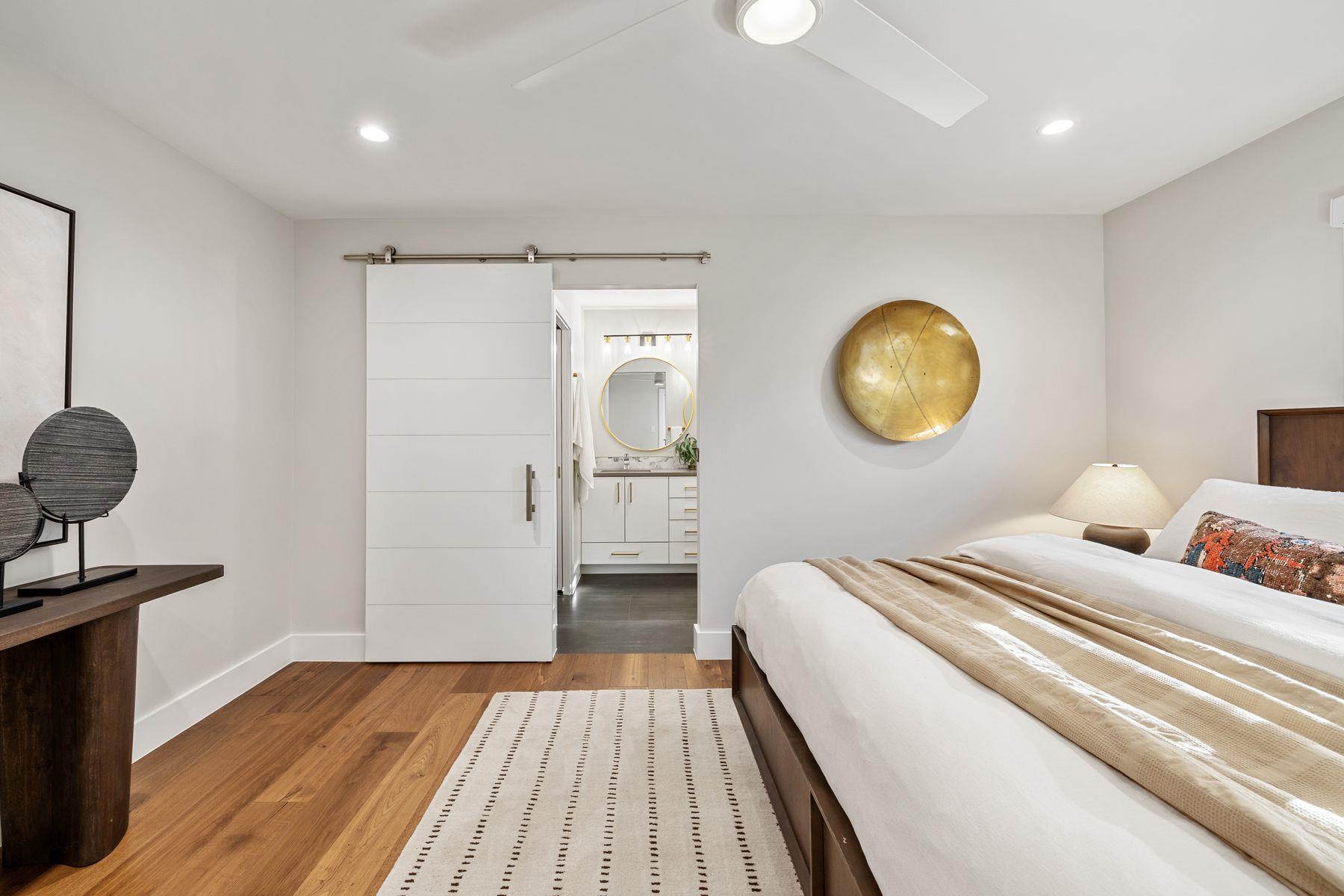 2615 Barton Hills DR