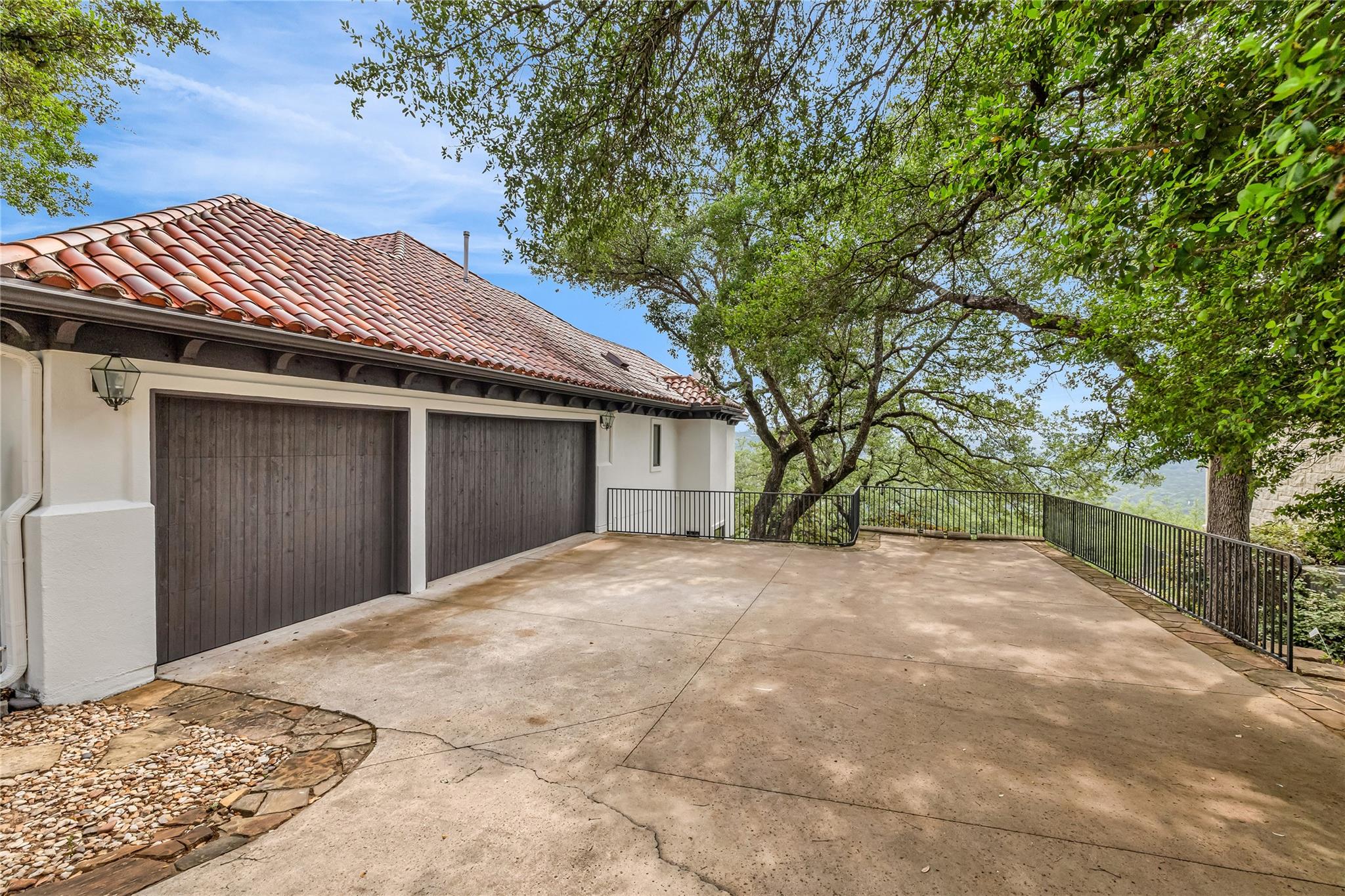 1710 Mount Larson RD