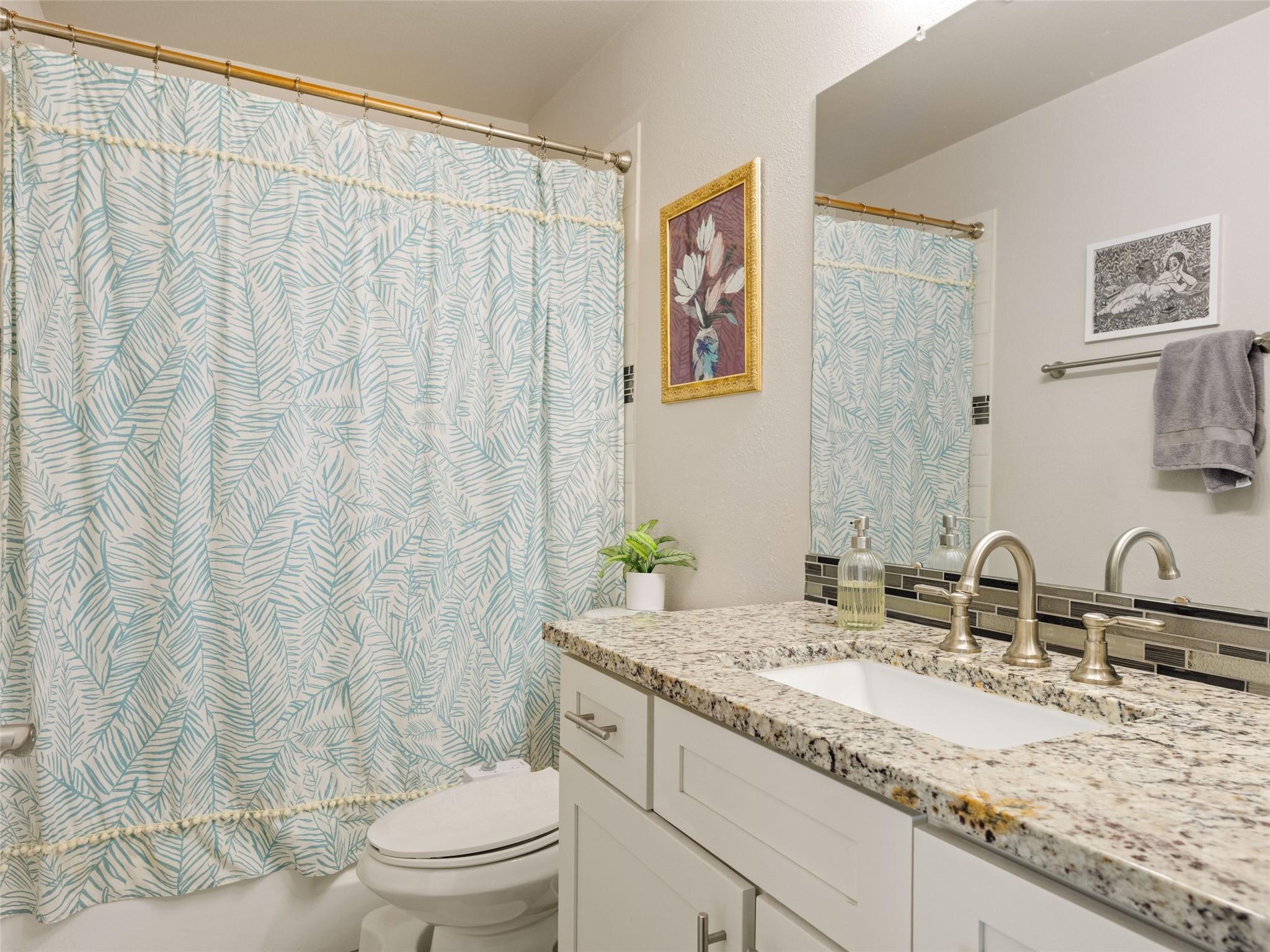 1307 E Saint Johns Ave # B, Austin Unit: B