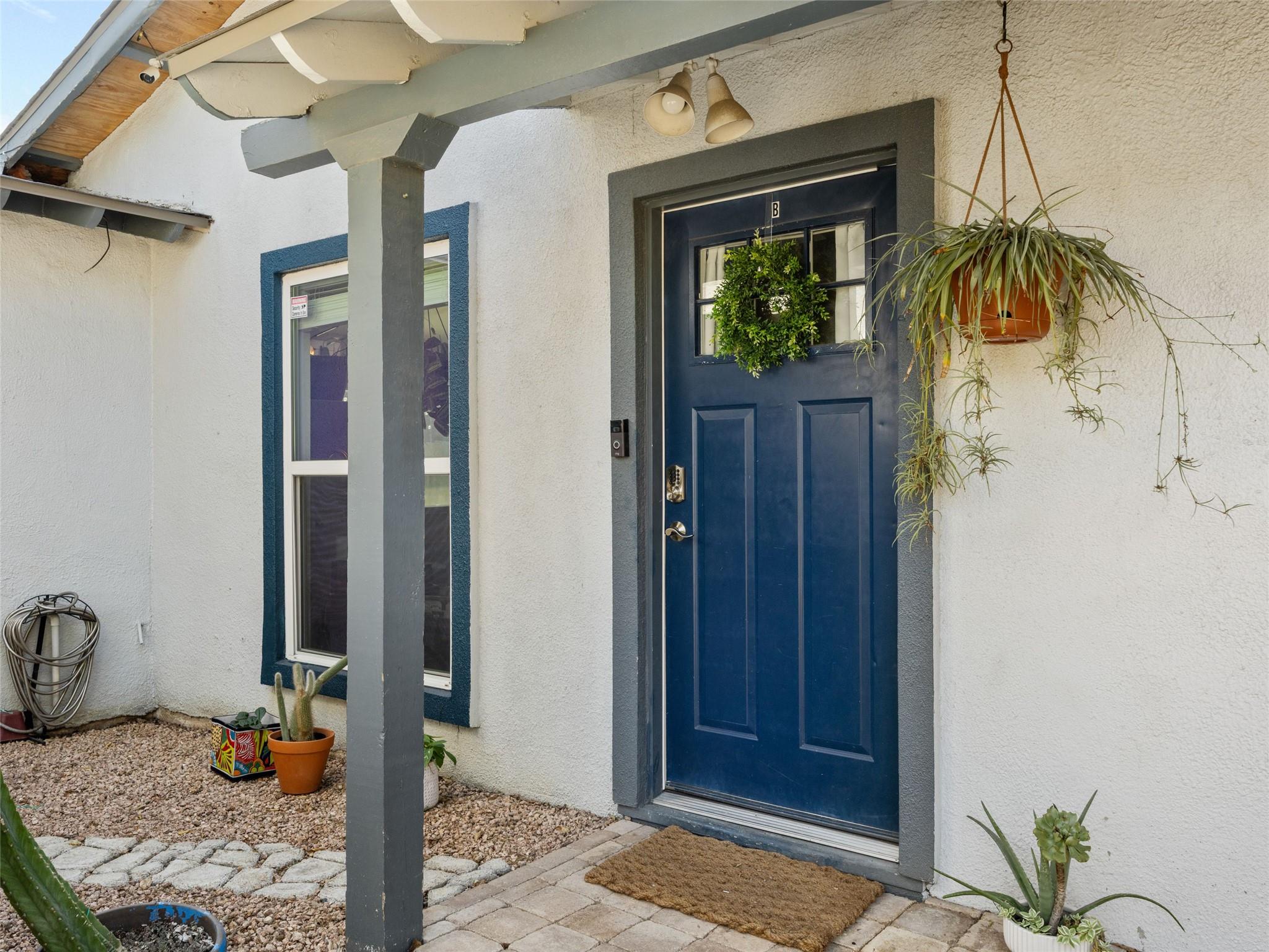 1307 E Saint Johns Ave # B, Austin Unit: B