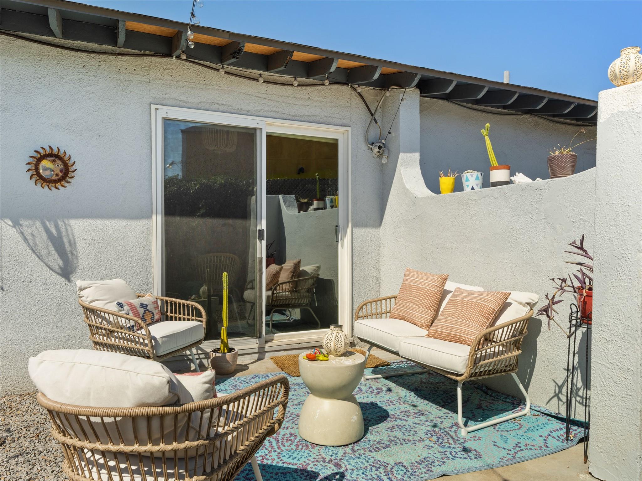 1307 E Saint Johns Ave # B, Austin Unit: B