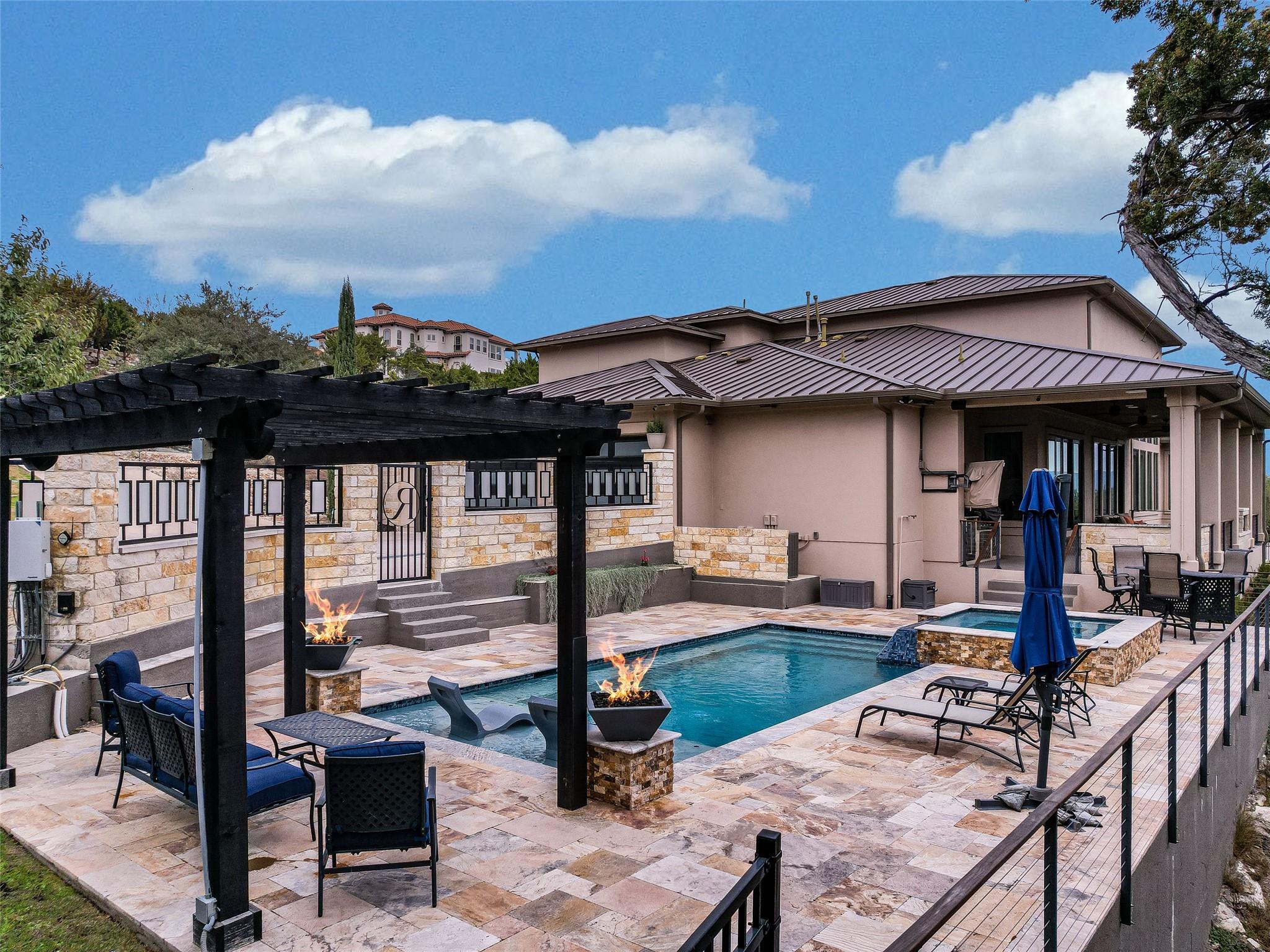 3909 Scenic Overlook TRL