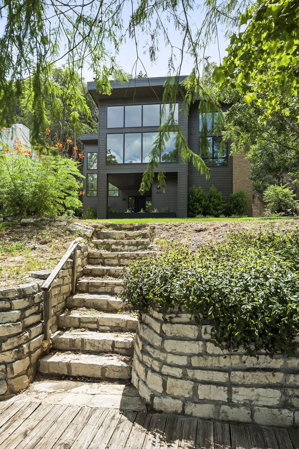 2403 Big Horn DR