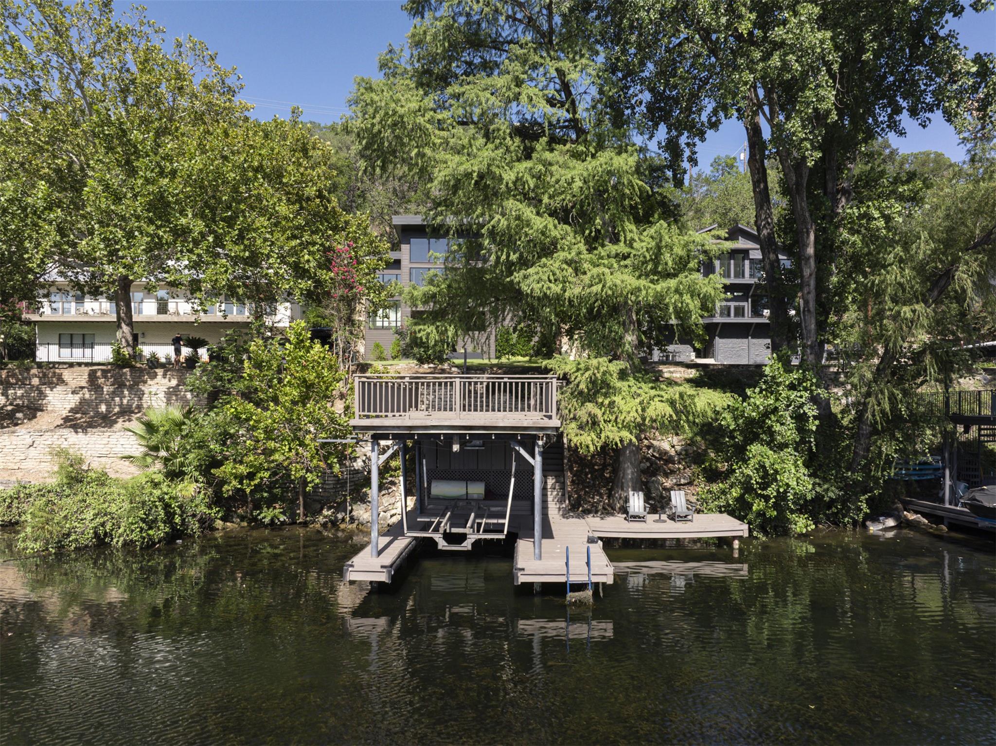 2403 Big Horn DR