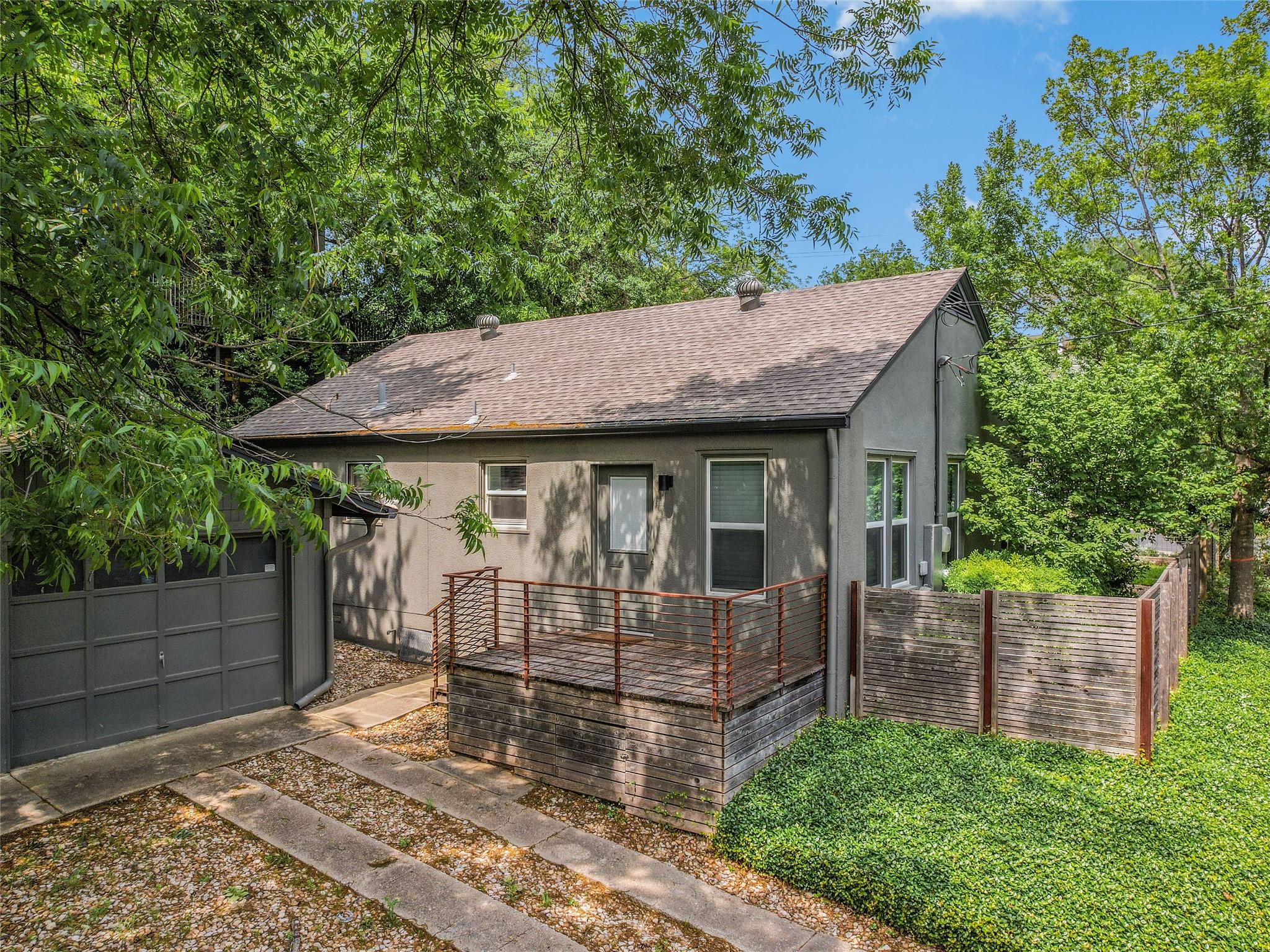701 Bouldin Ave