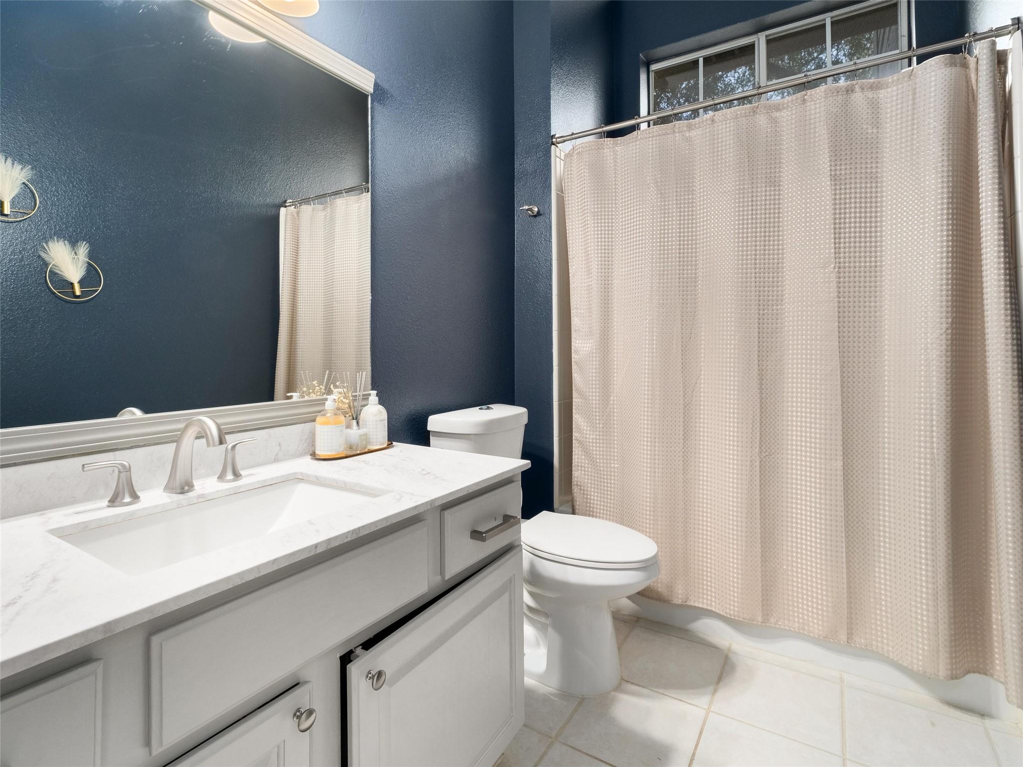 11009 Savannah CT