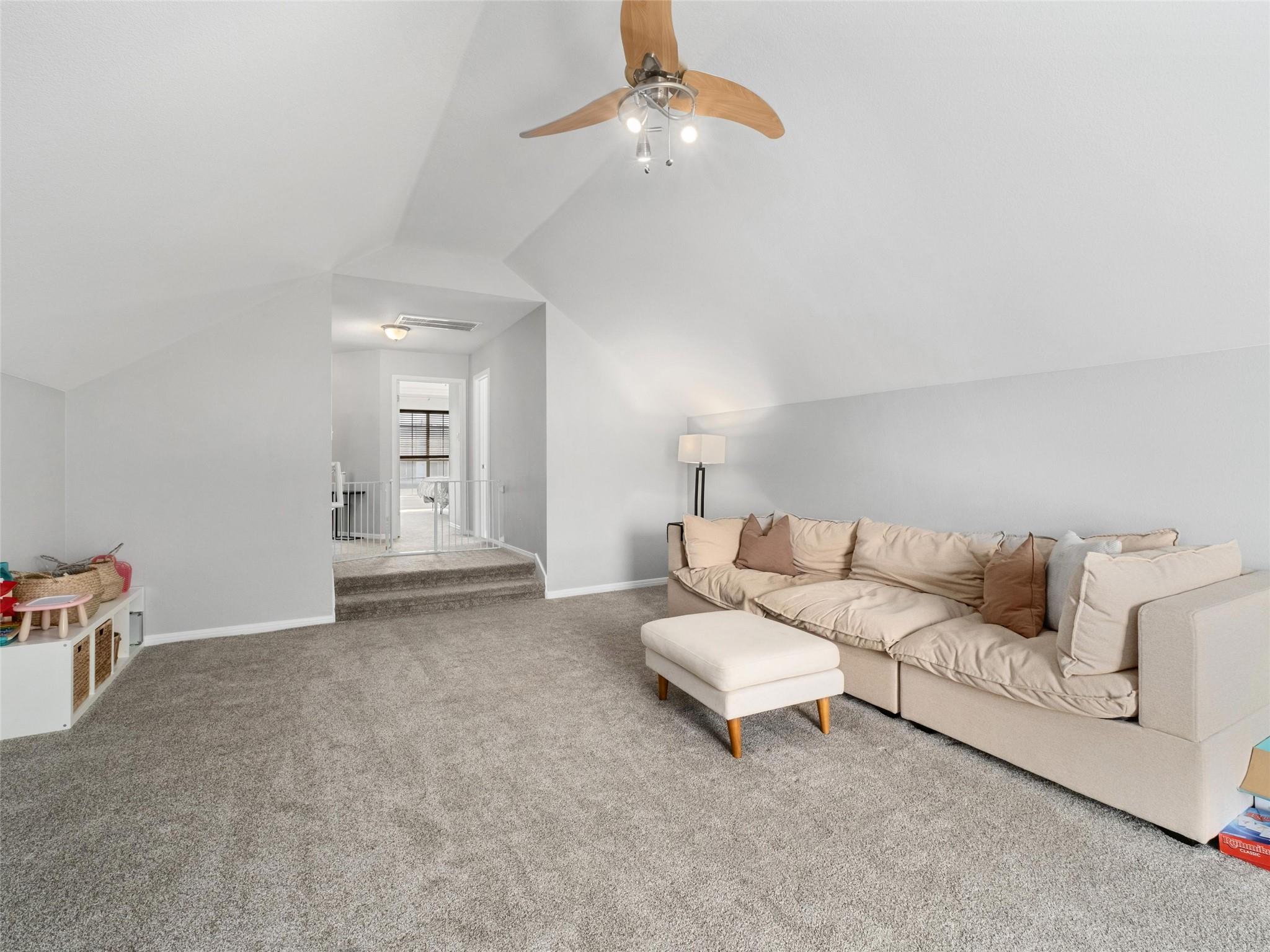 11009 Savannah CT