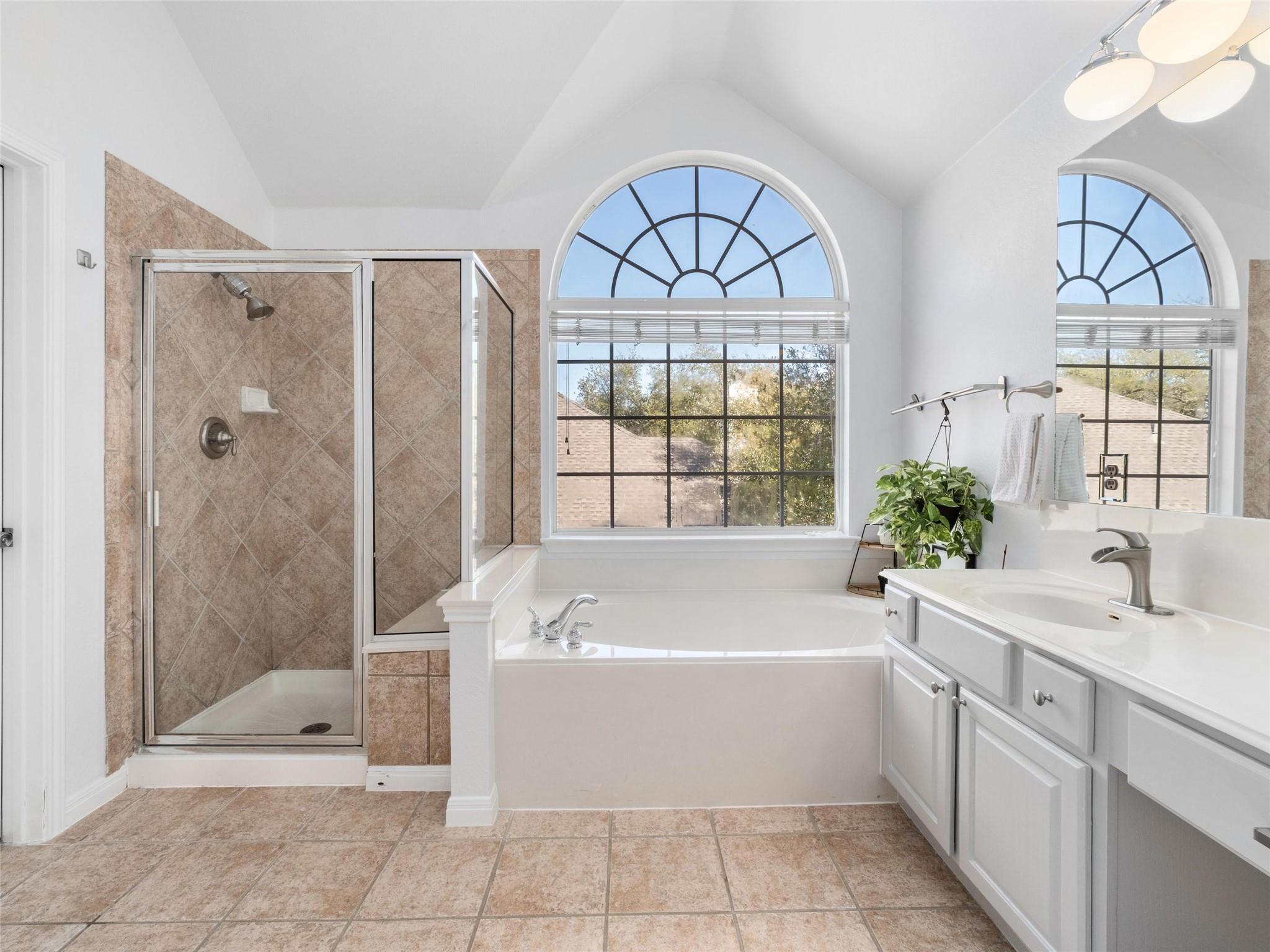 11009 Savannah CT
