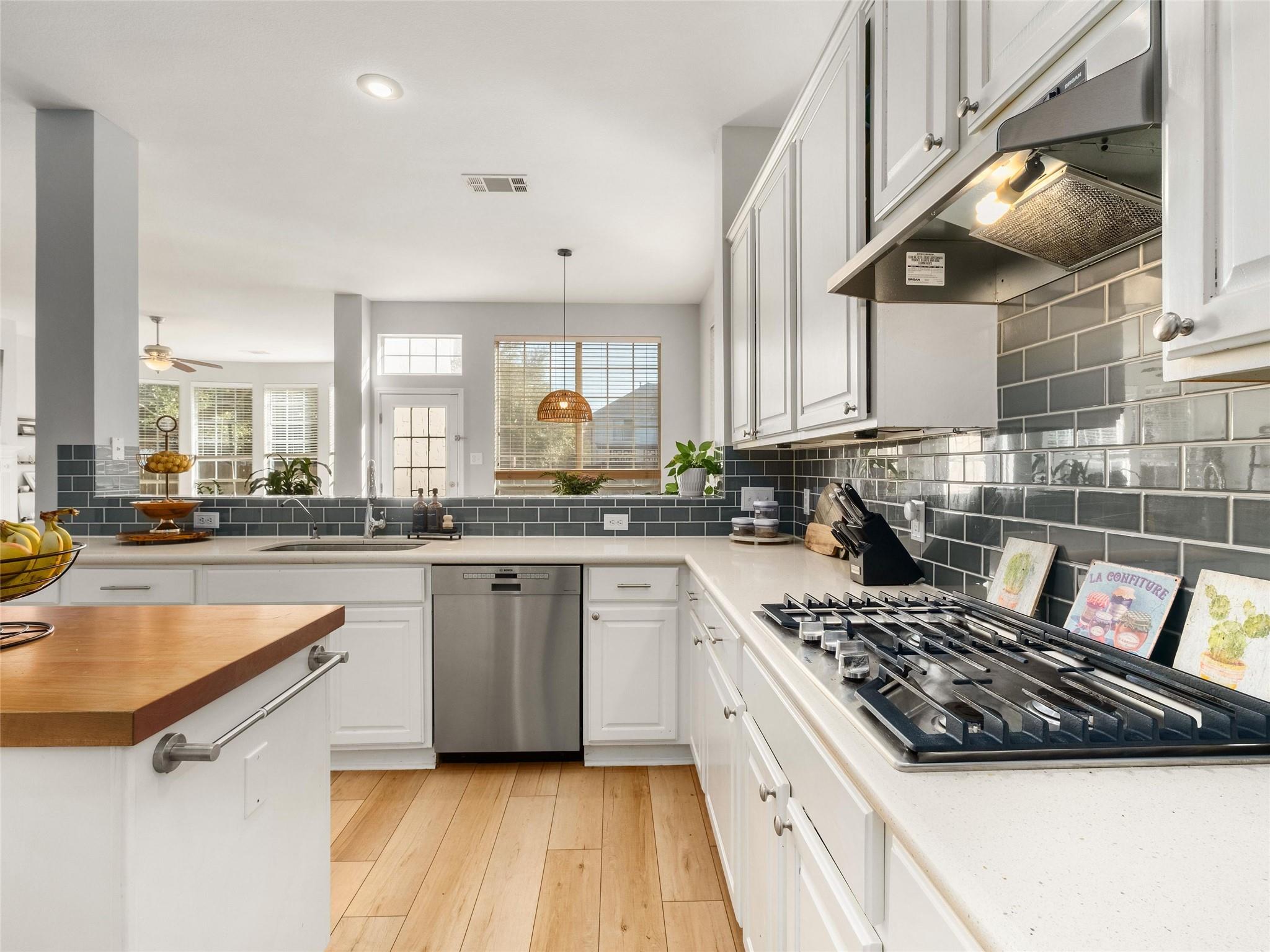 11009 Savannah CT