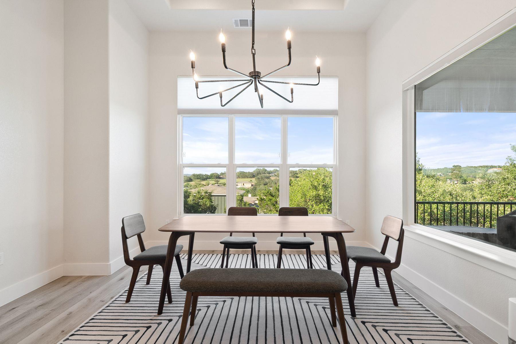 20704 Leaning Oak DR, Lago Vista