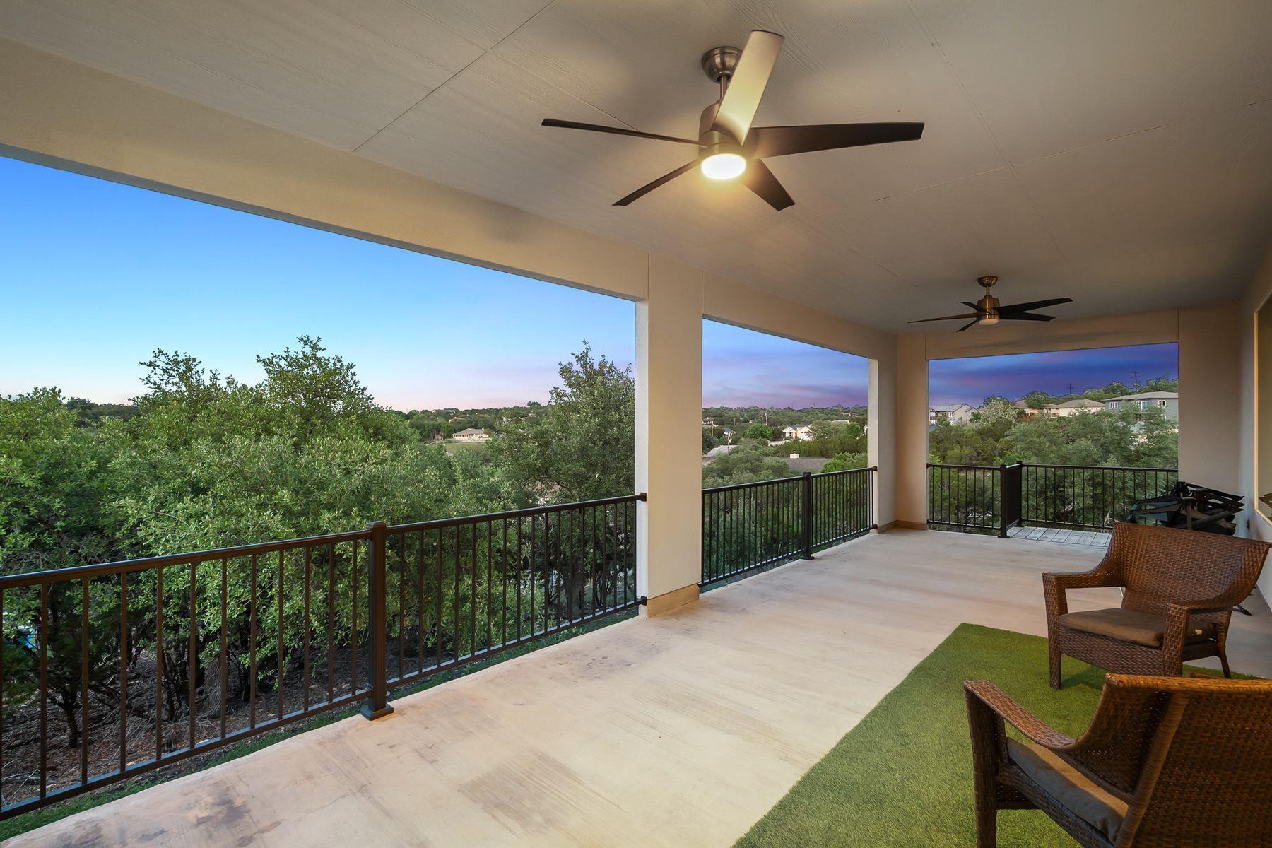 20704 Leaning Oak DR, Lago Vista