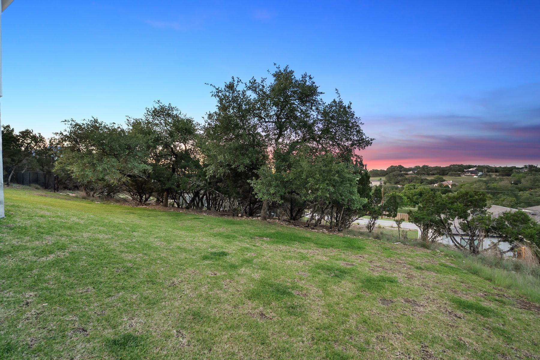 20704 Leaning Oak DR, Lago Vista