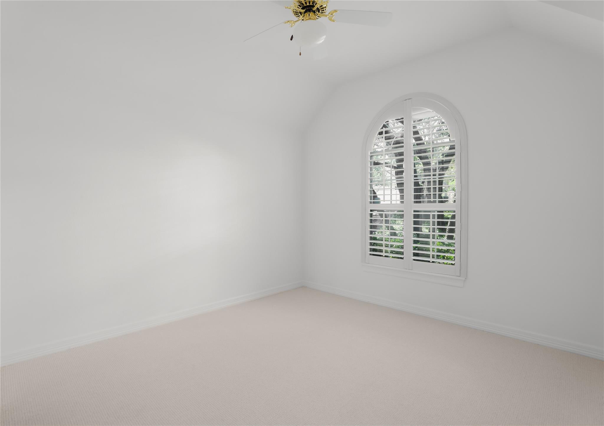 4101 Triple Crown CT