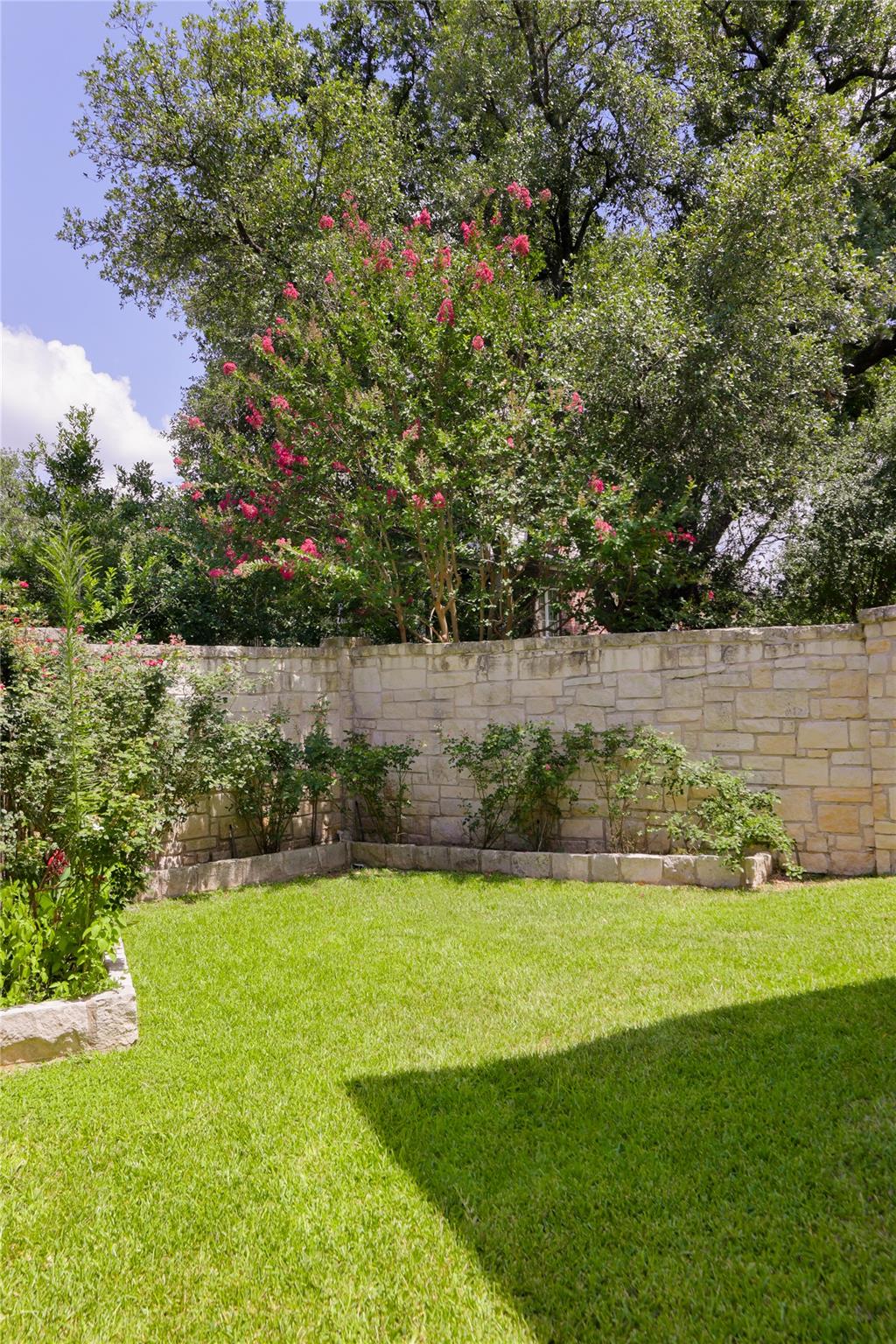 4101 Triple Crown CT