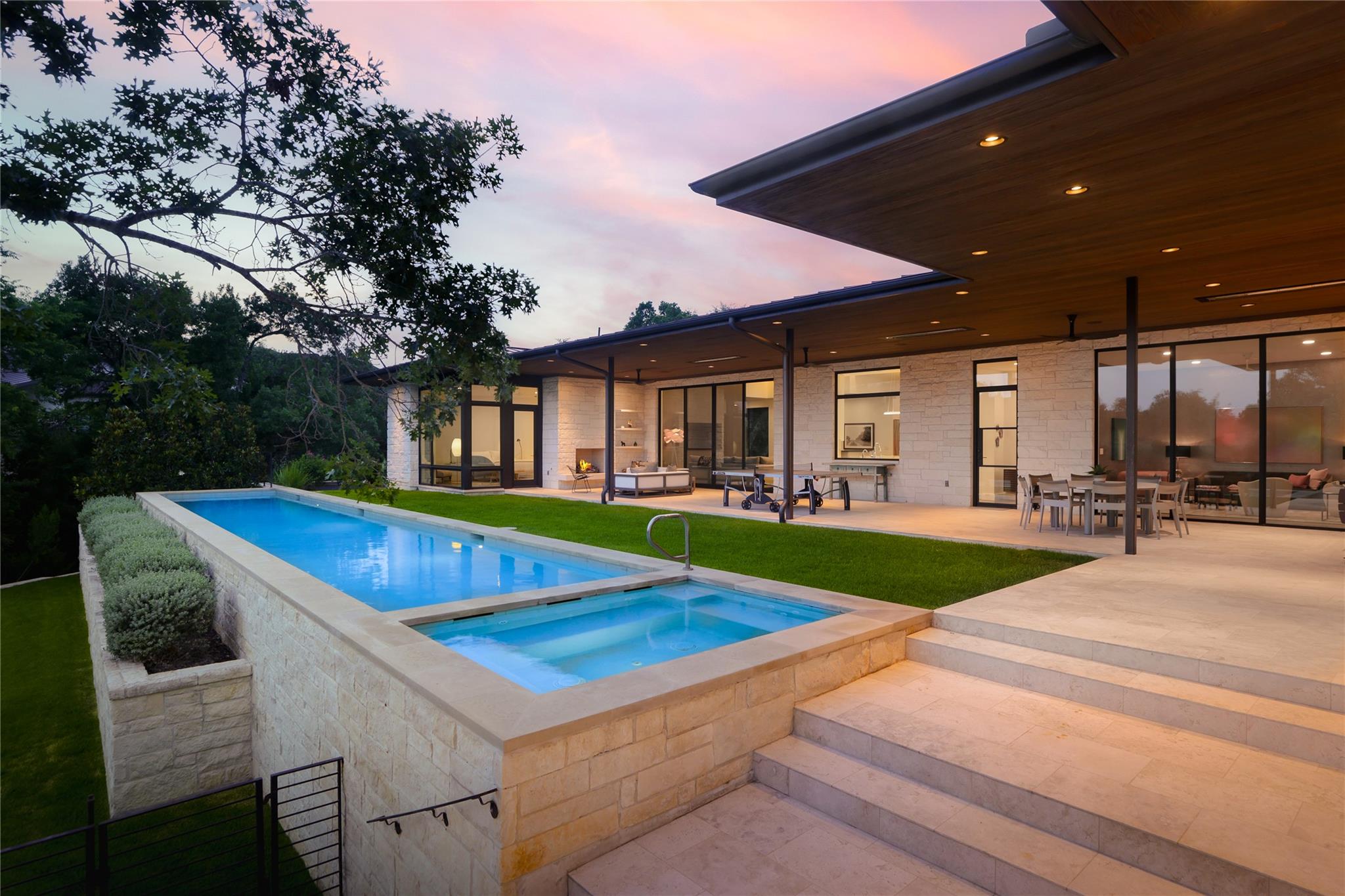 12900 Hacienda Ridge