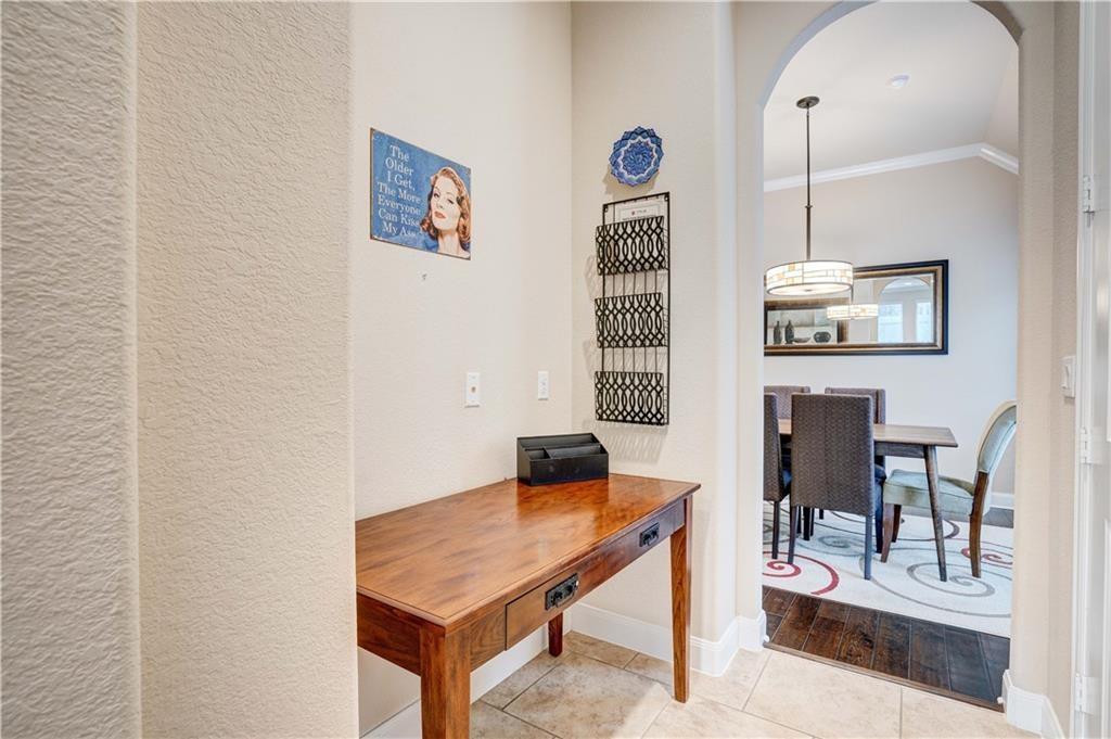 12407 Altamira ST
