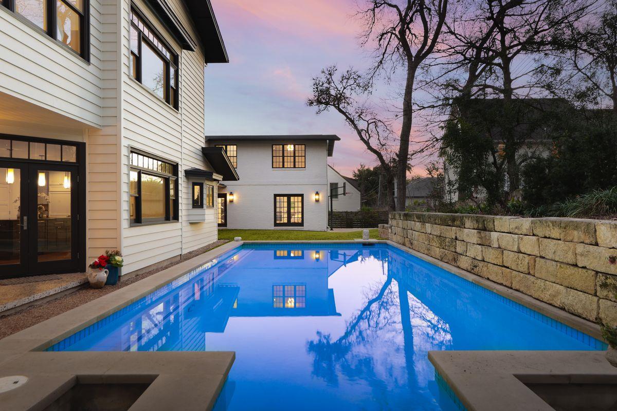 2604 Wooldridge DR