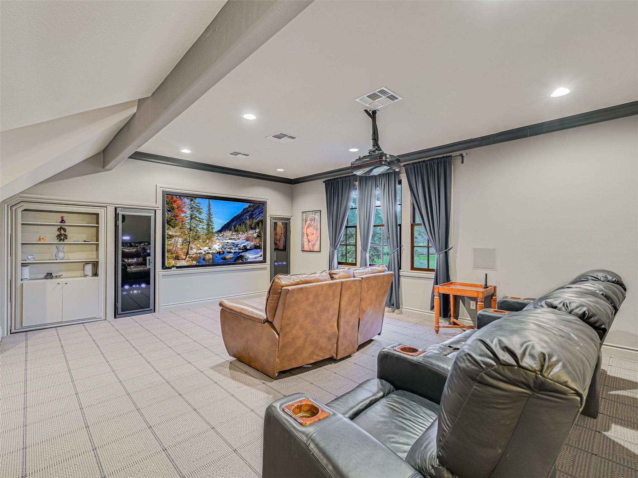 106 Elm CT