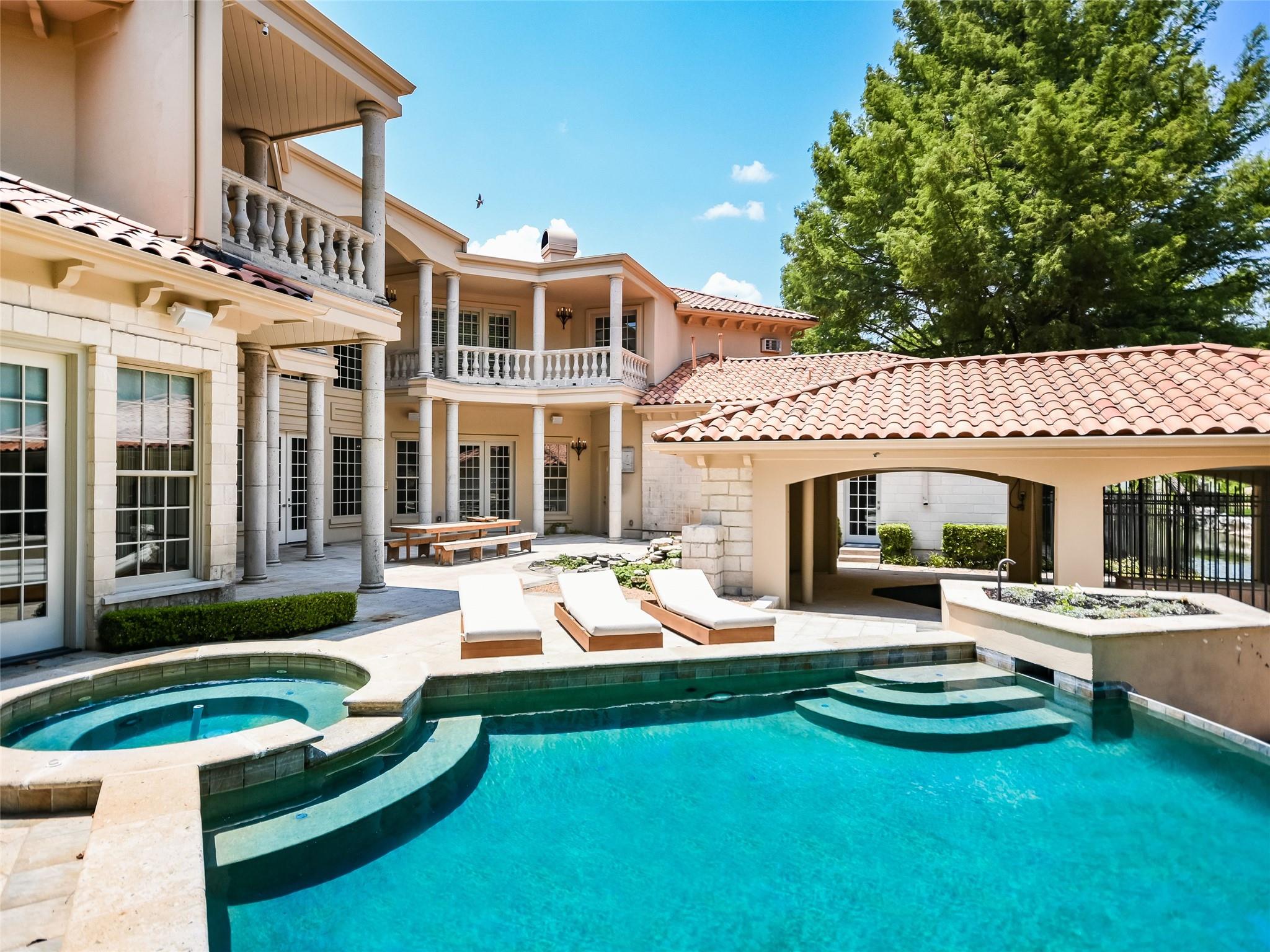 4511 ISLAND CV
