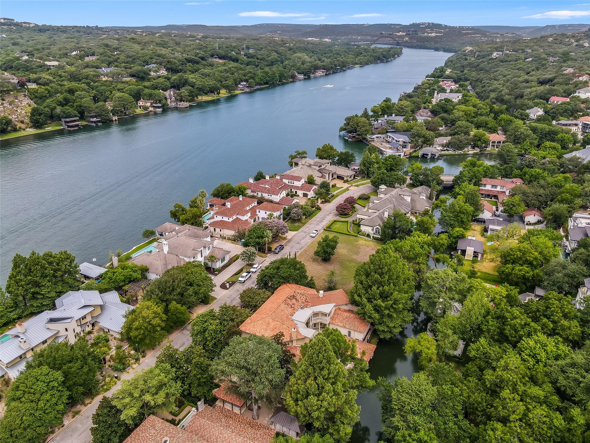 4511 ISLAND CV