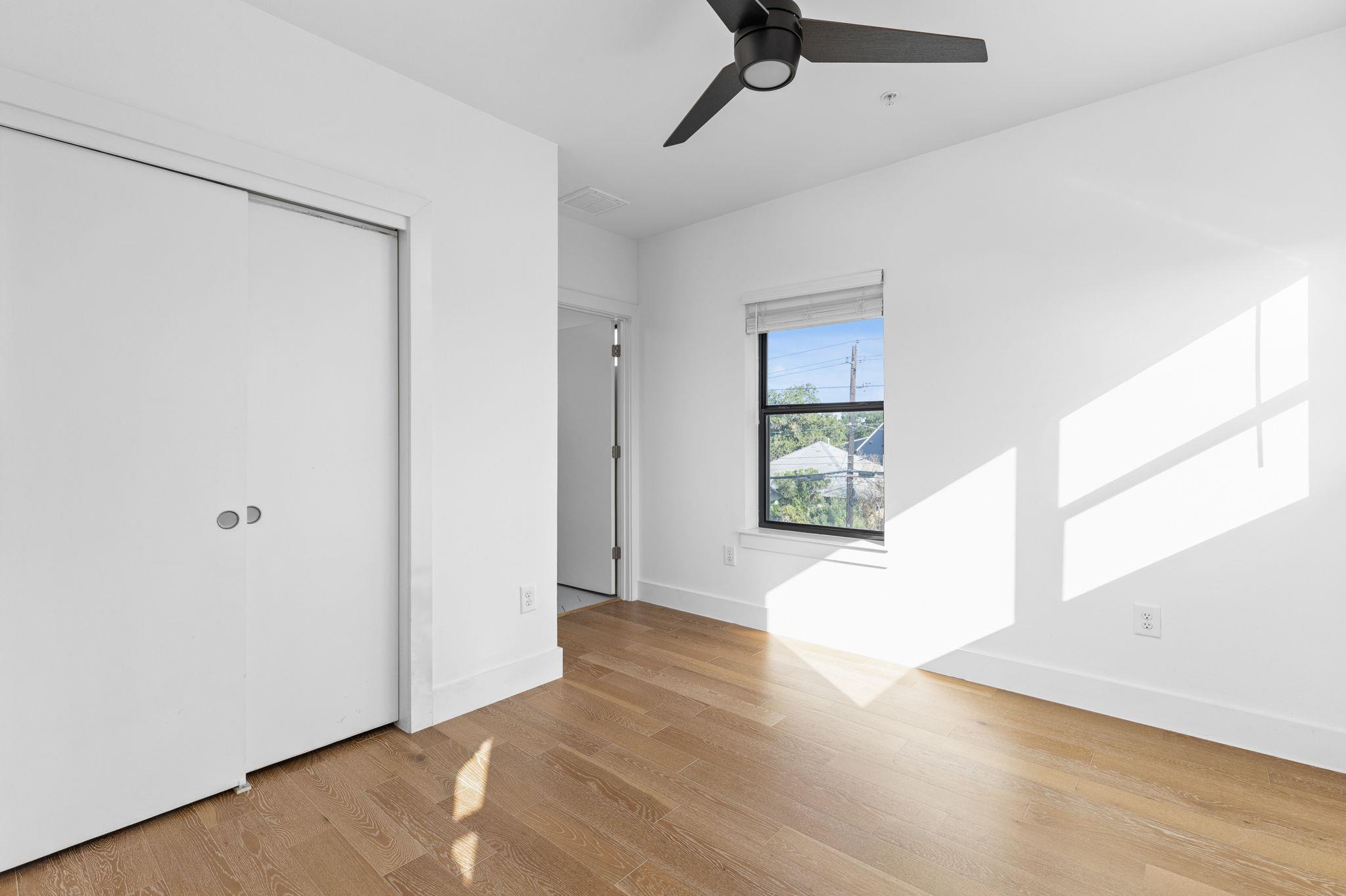 1128 Chicon ST # 200