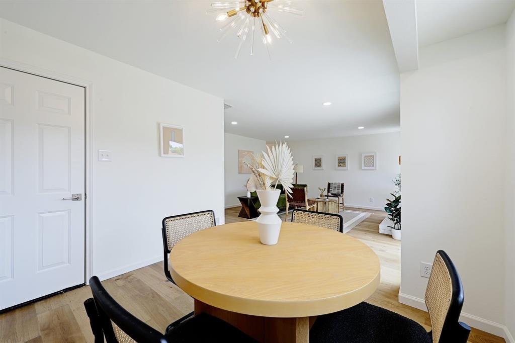 6602 Aldford CIR