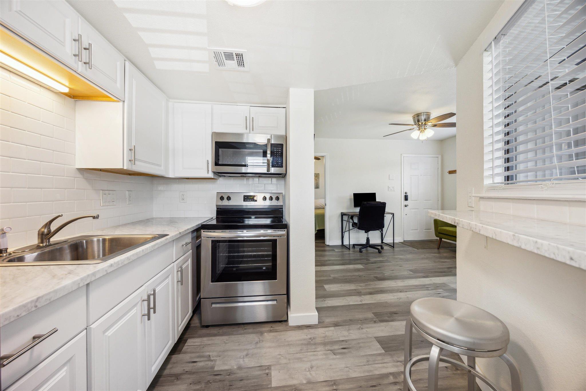 2500 Burleson RD # 200