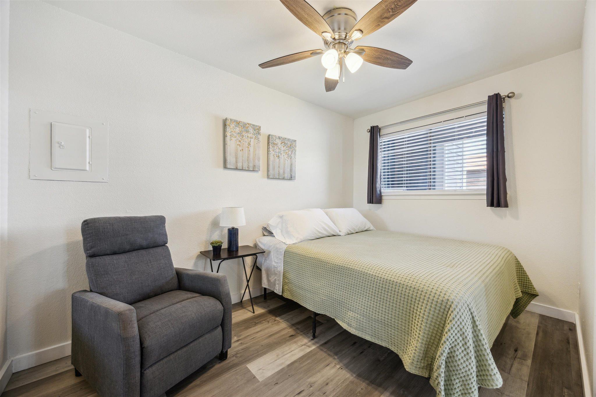 2500 Burleson RD # 200