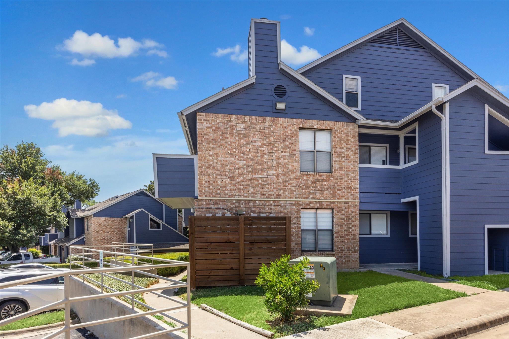 2500 Burleson RD # 200