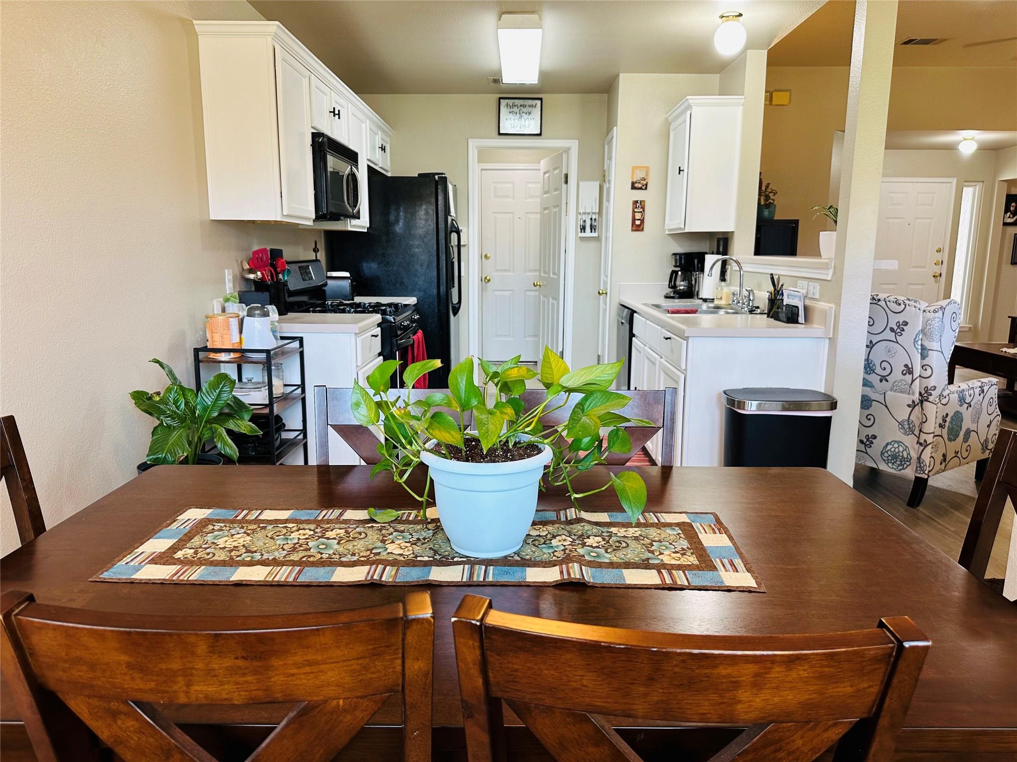 1311 Mason Creek BLVD