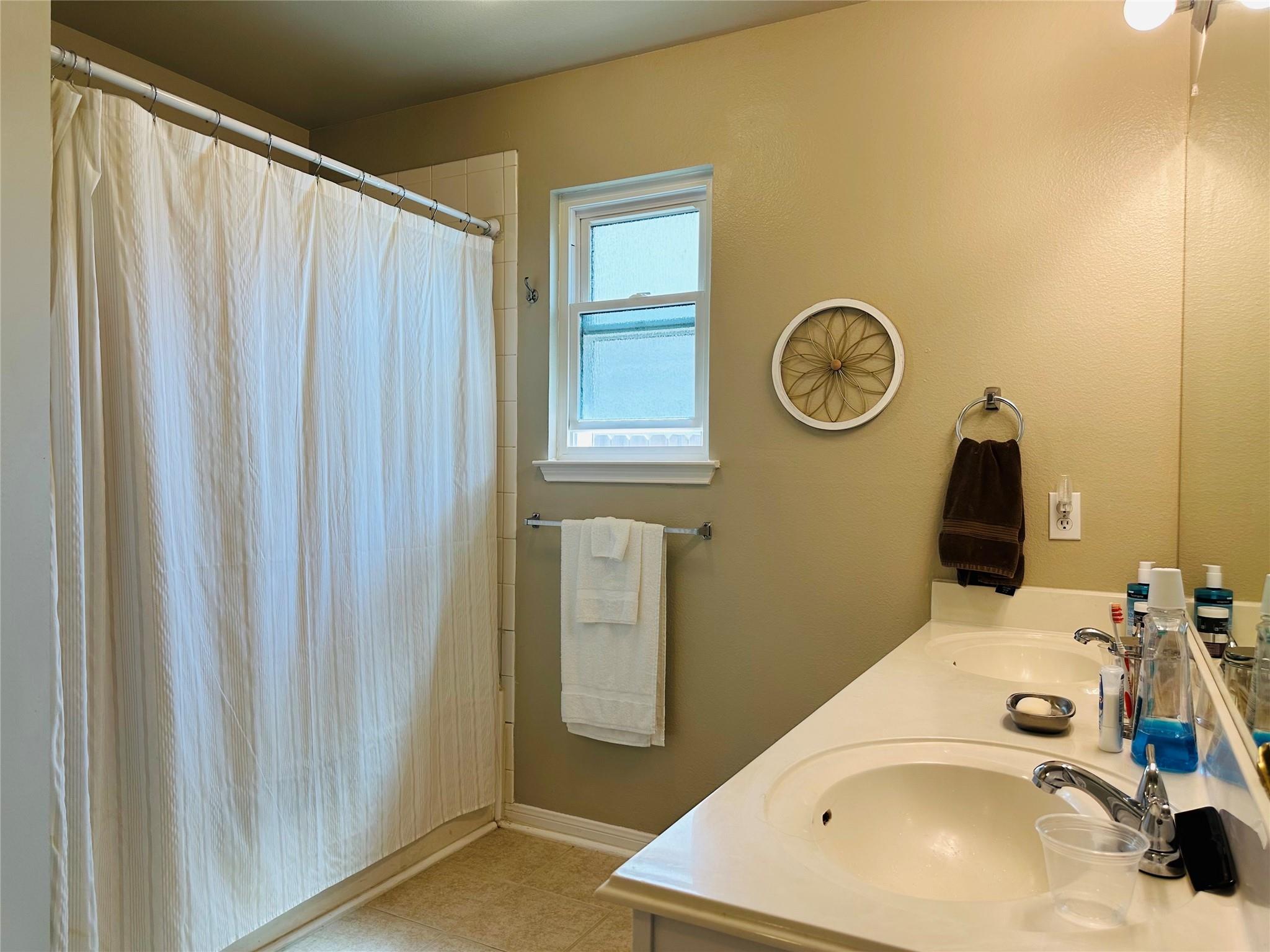 1311 Mason Creek BLVD