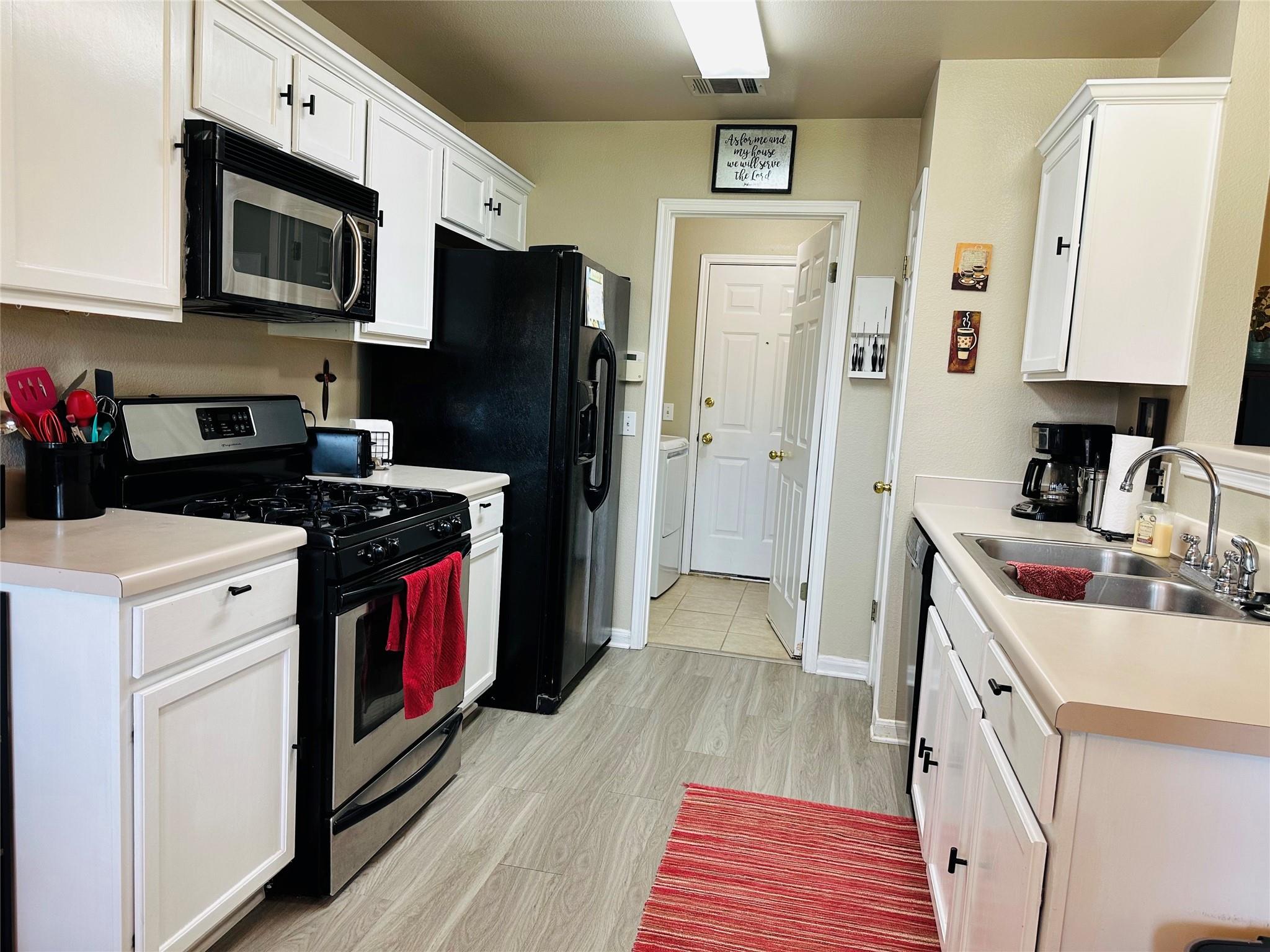 1311 Mason Creek BLVD