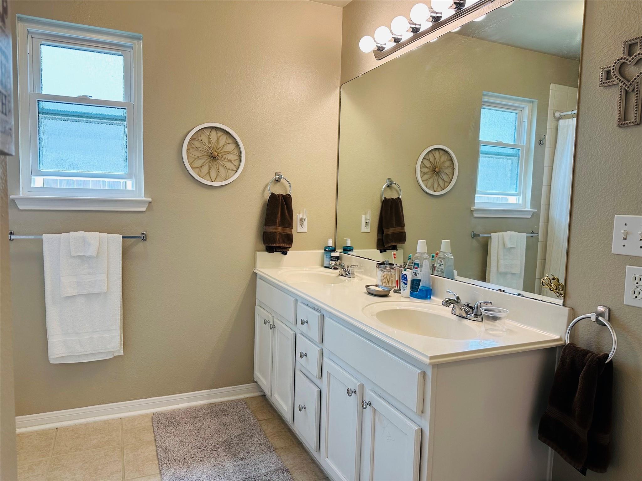 1311 Mason Creek BLVD