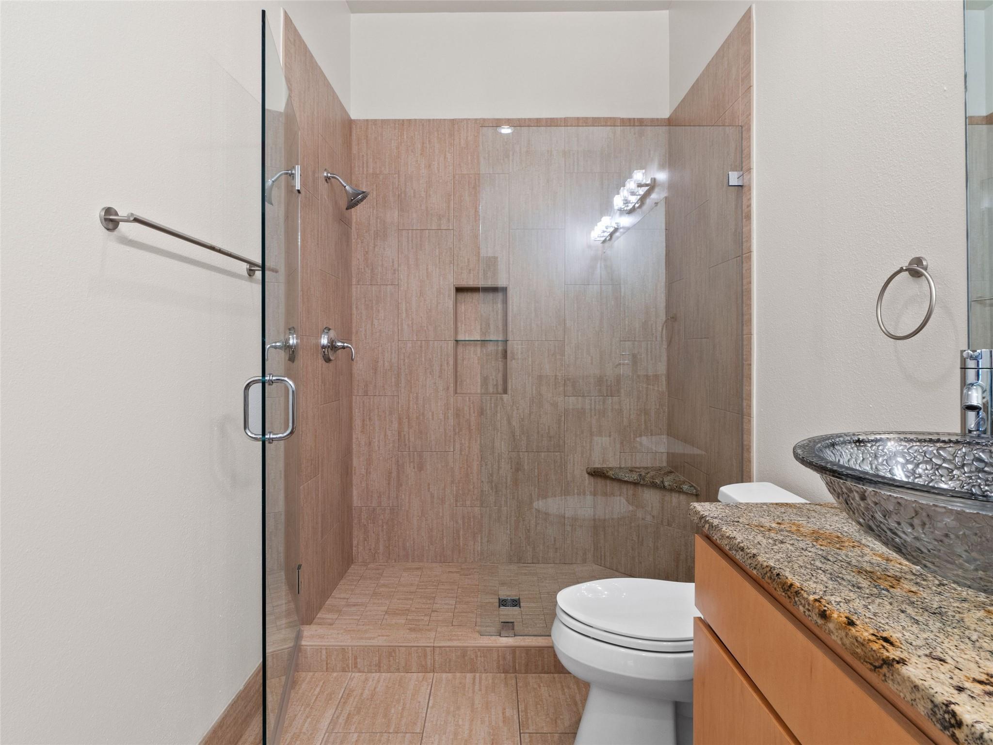 1702 S Lamar BLVD # 9