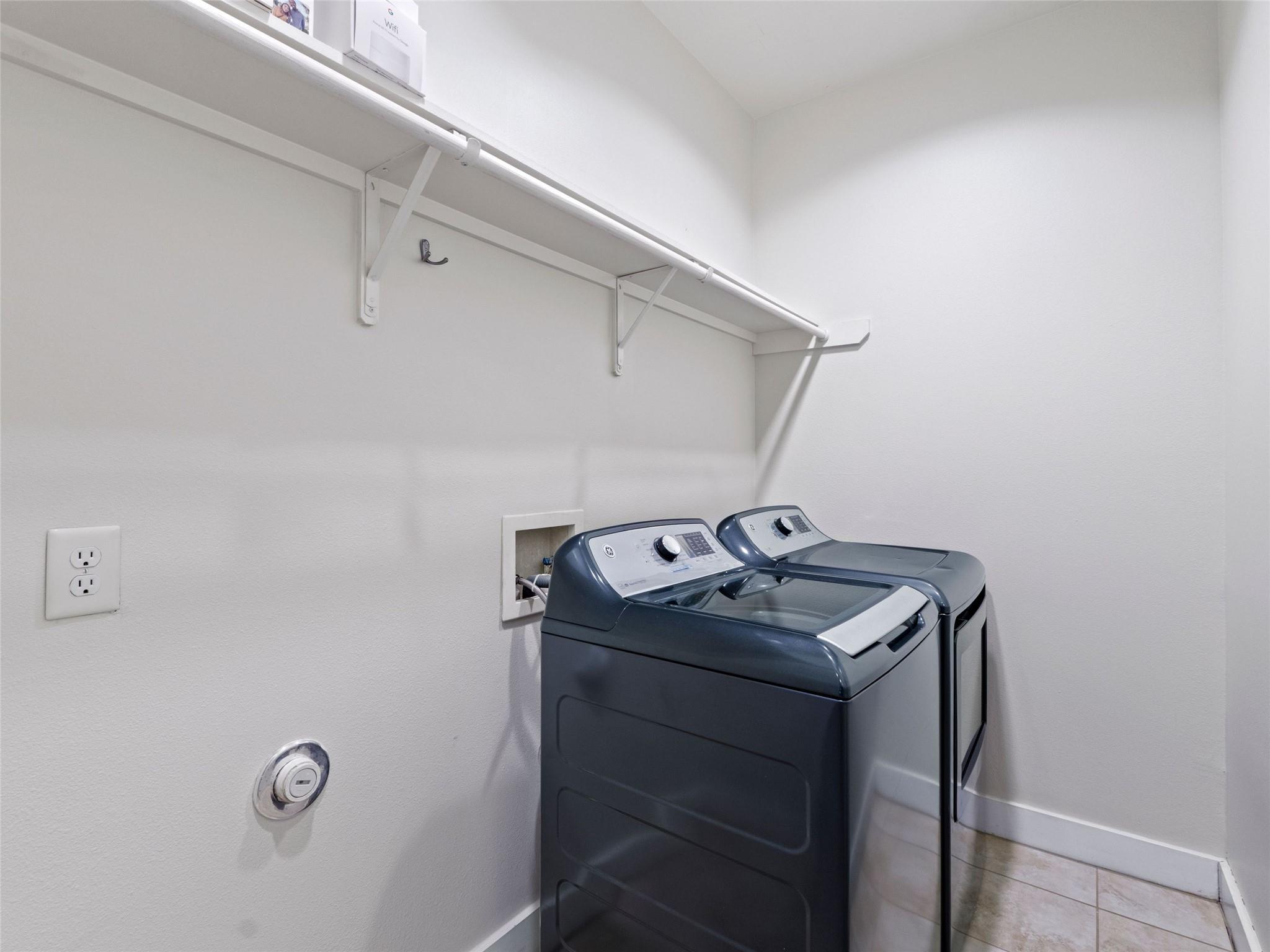 1702 S Lamar BLVD # 9