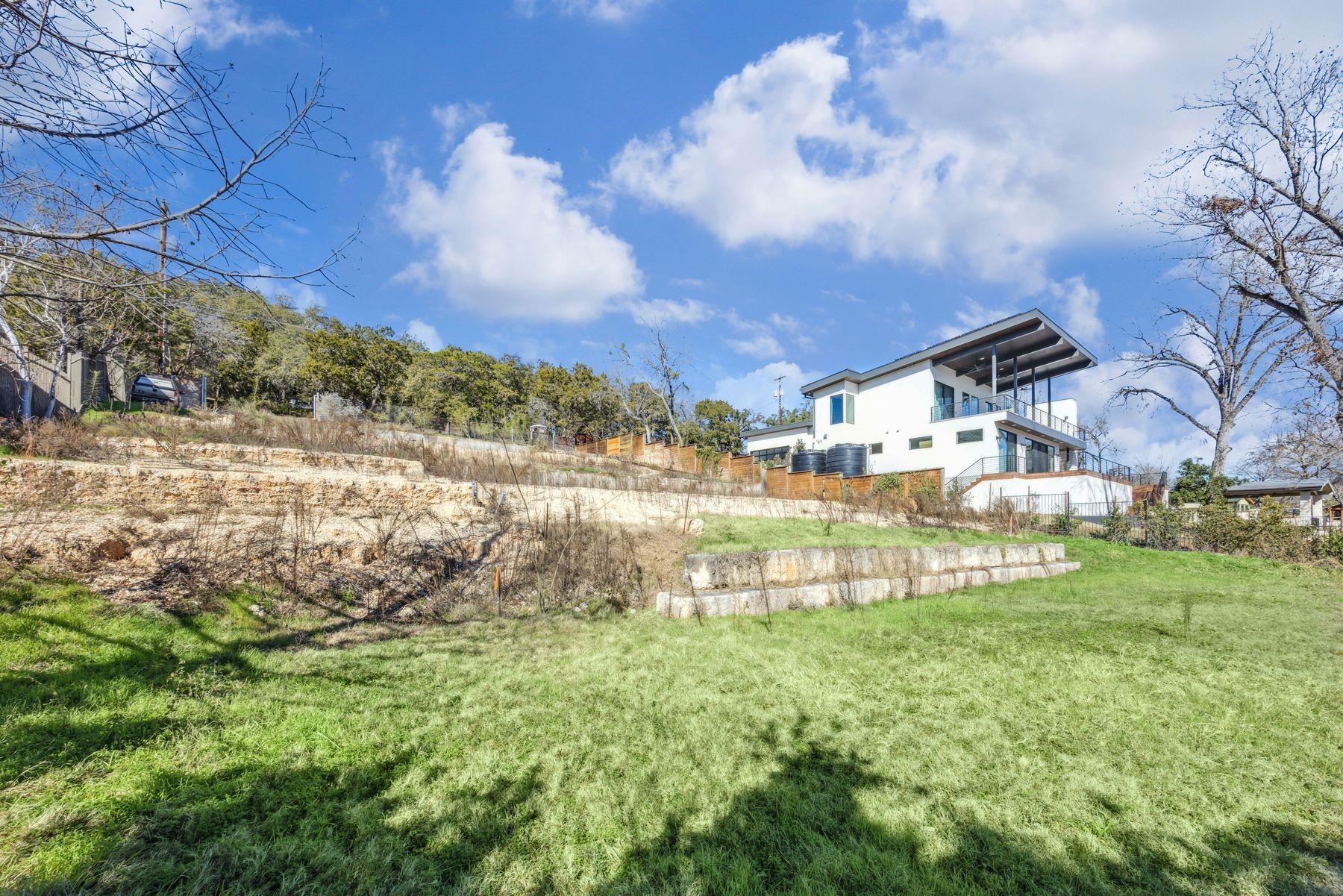3607 ROBBINS RD
