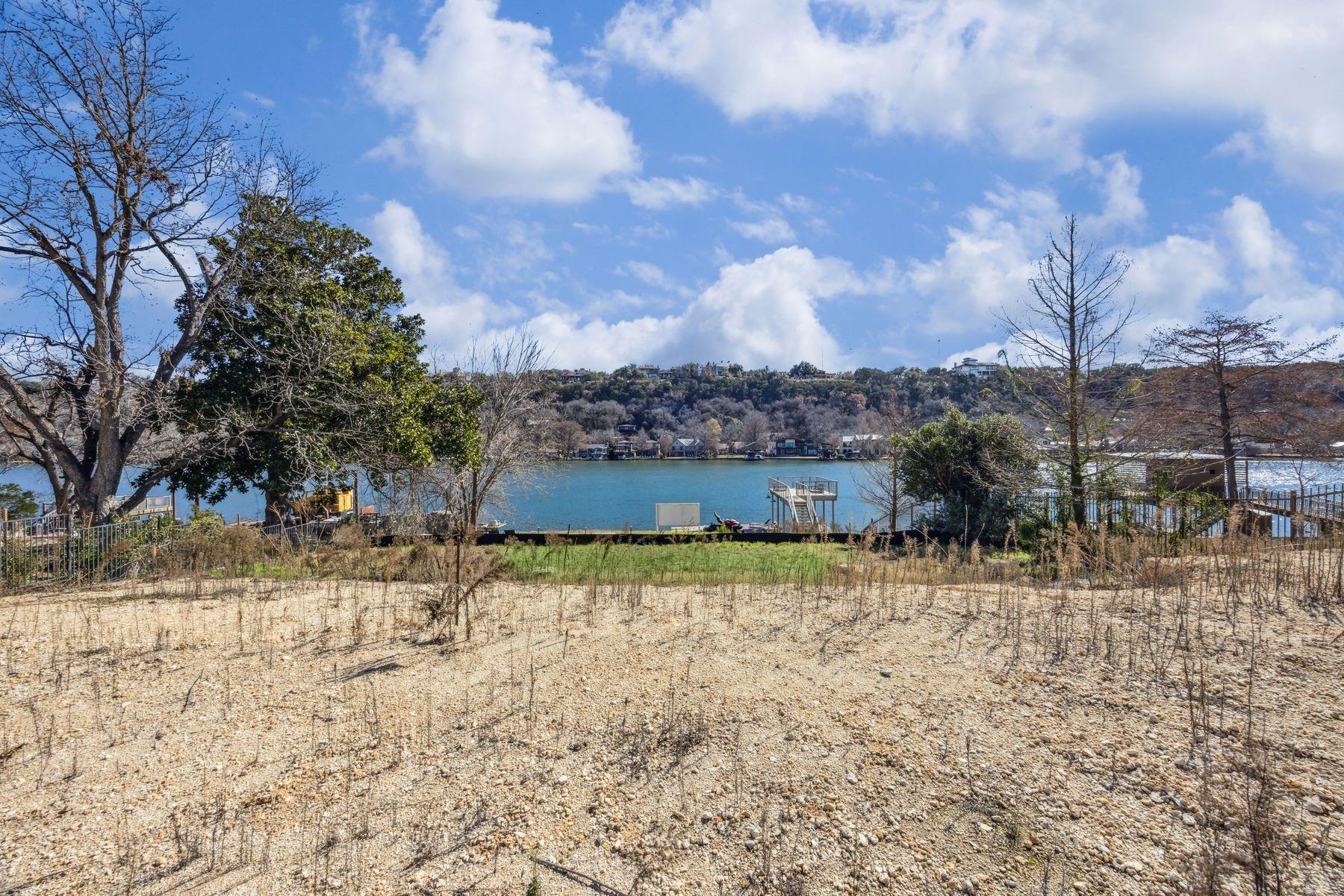 3607 ROBBINS RD