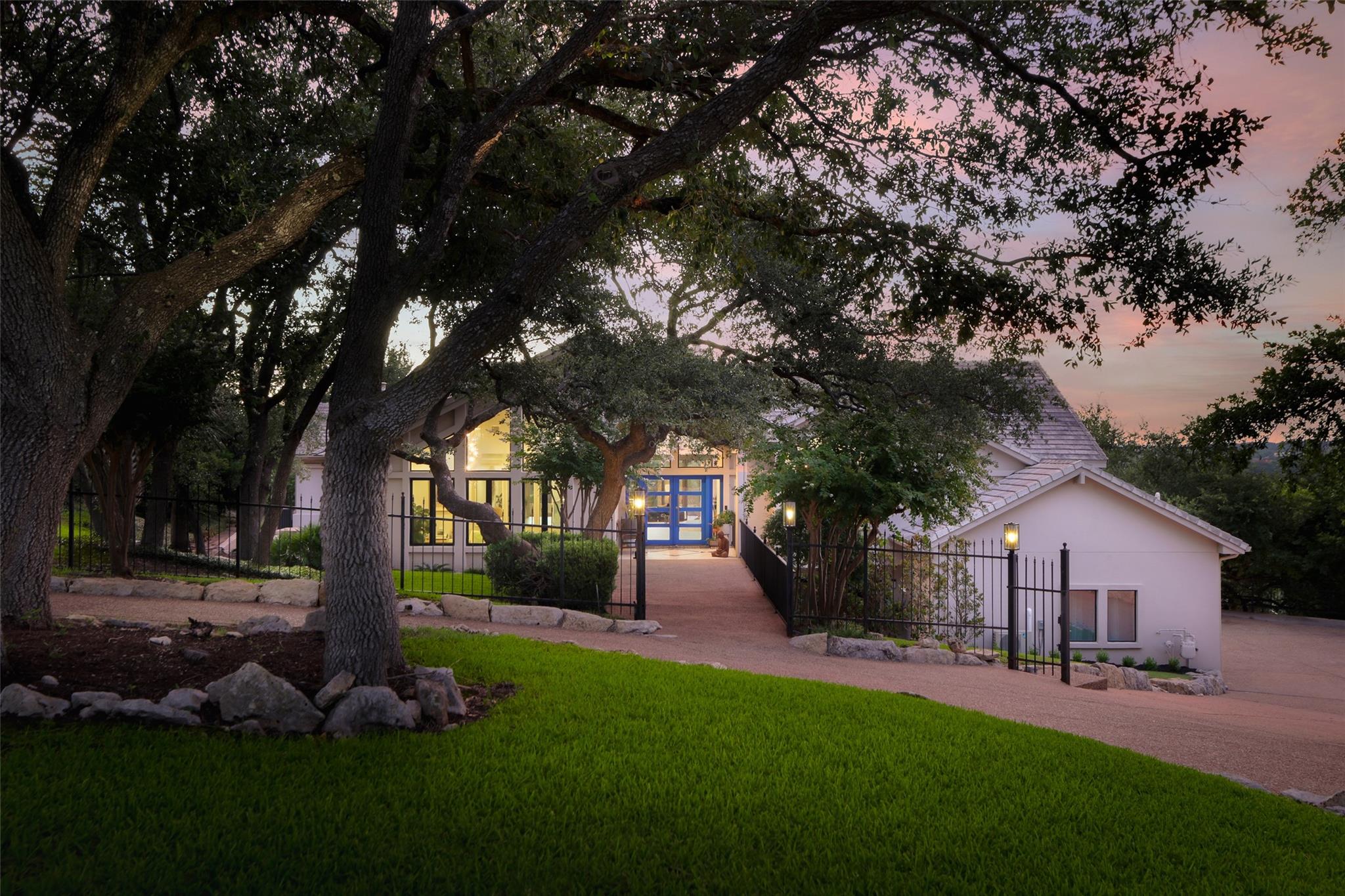 3304 Barton Creek BLVD