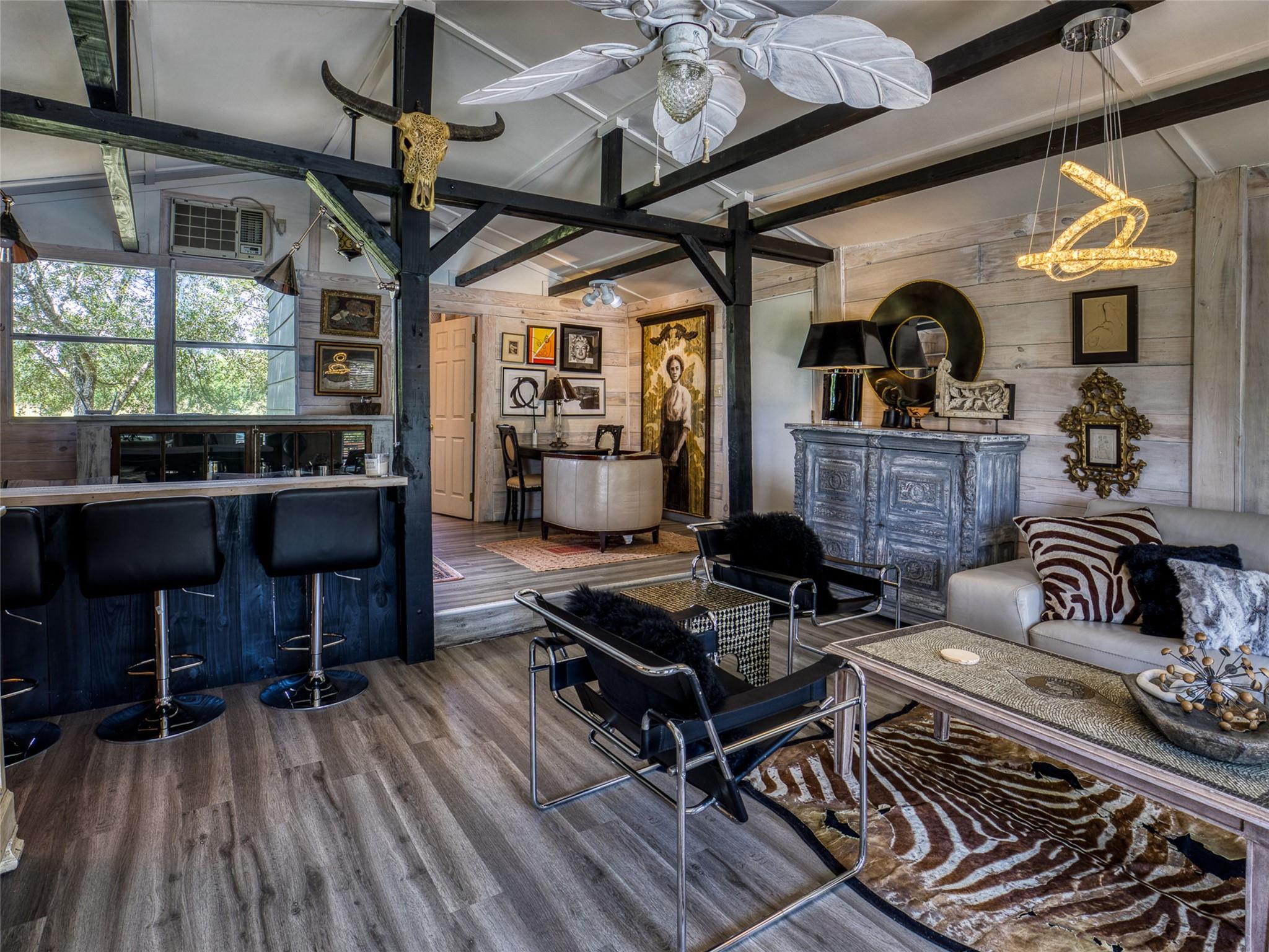 2105 N State Highway 237