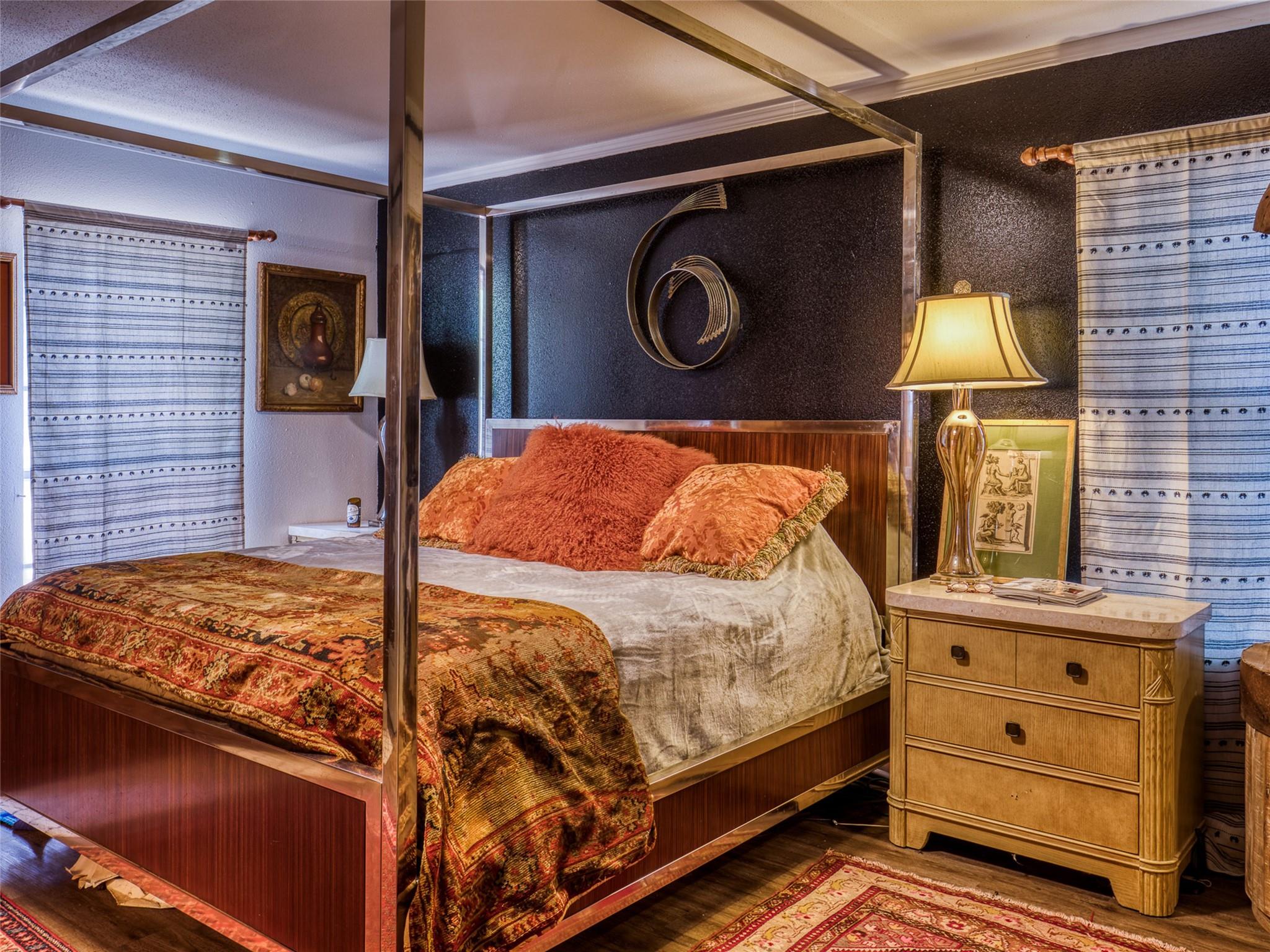 2105 N State Highway 237