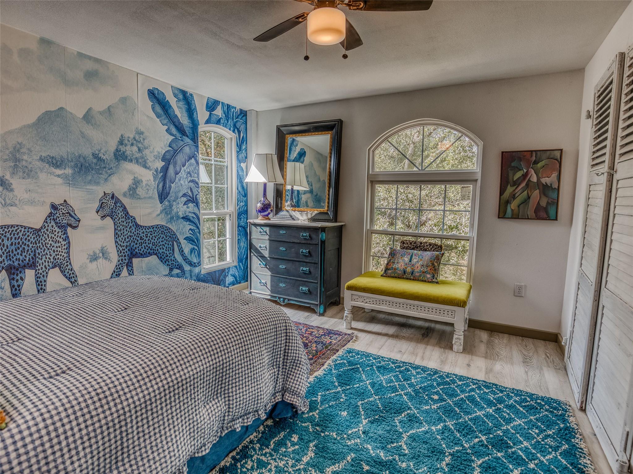 2105 N State Highway 237