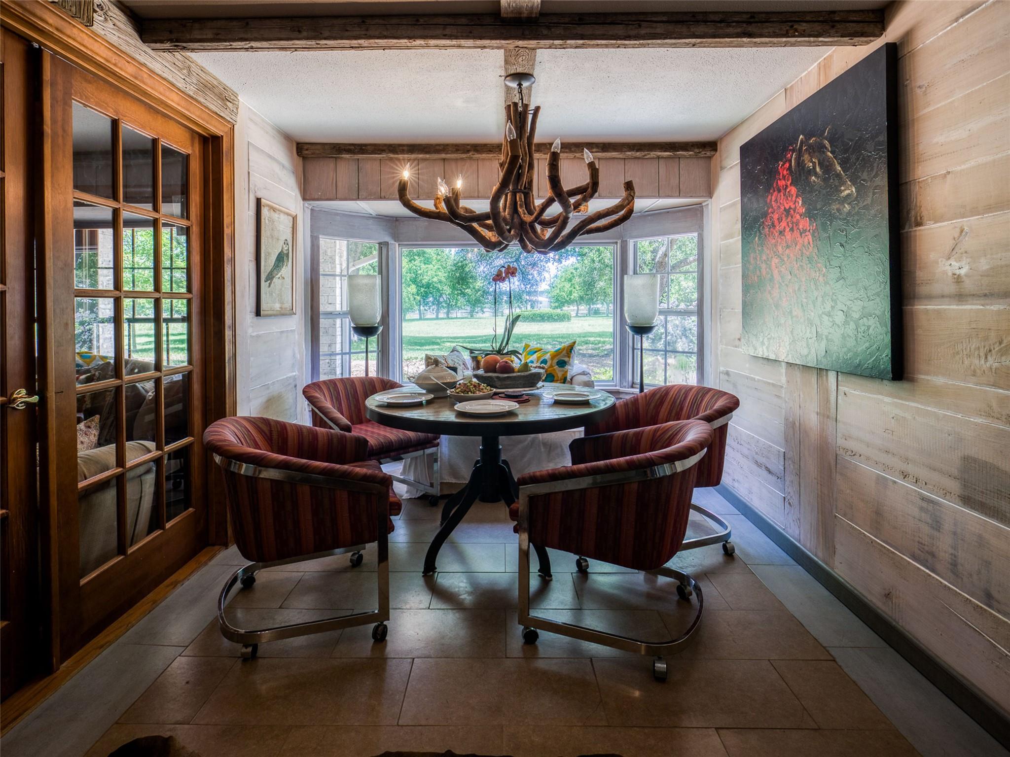 2105 N State Highway 237